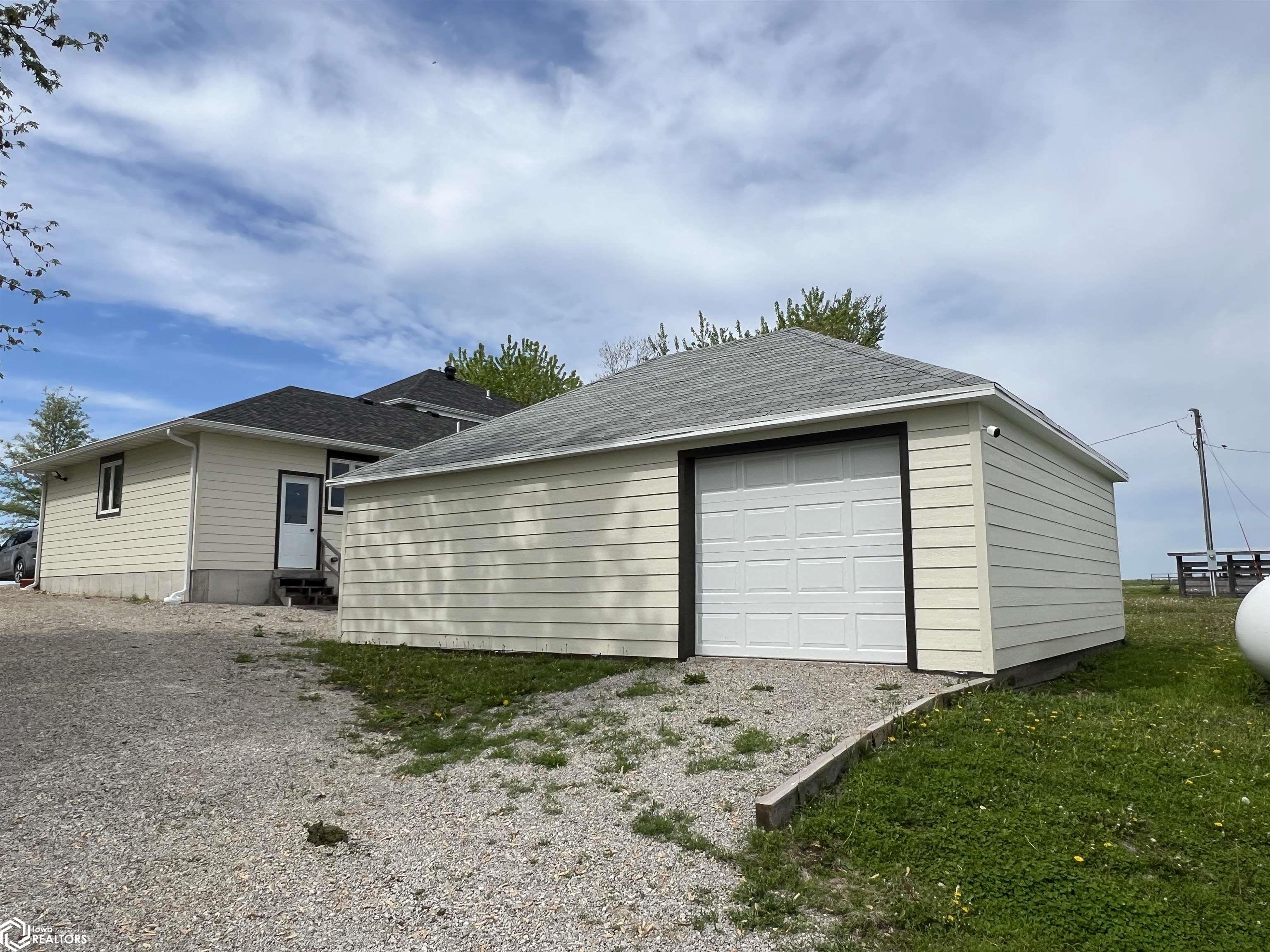 3089 Wheat Boulevard, Lockridge, Iowa image 50