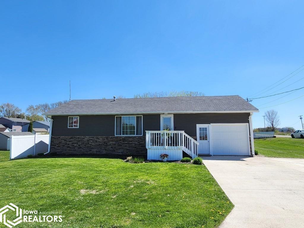 2332 Nation Avenue, Britt, Iowa image 1