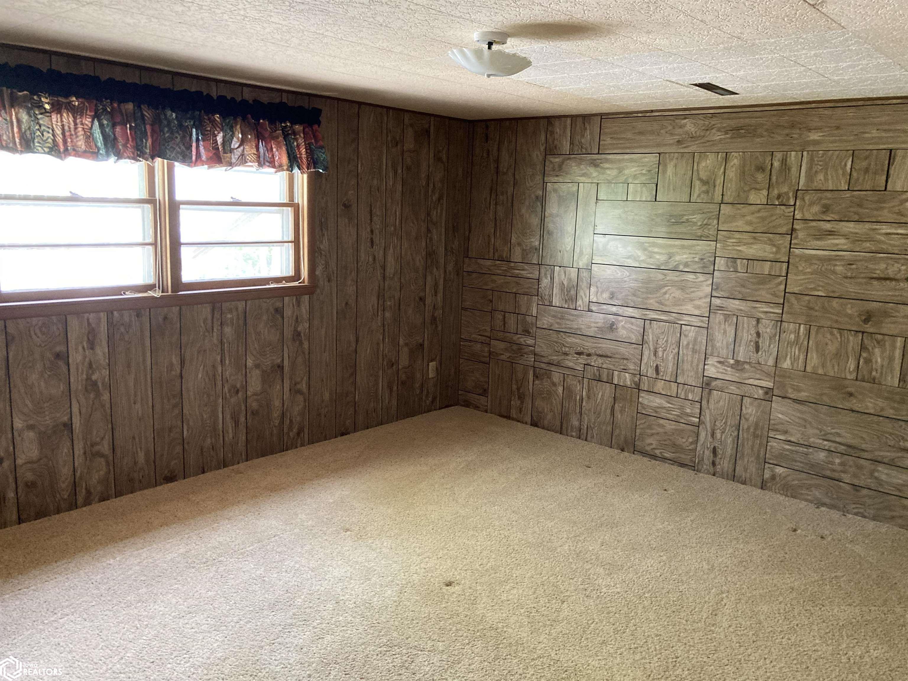 213 Bass Street, Carroll, Iowa image 23