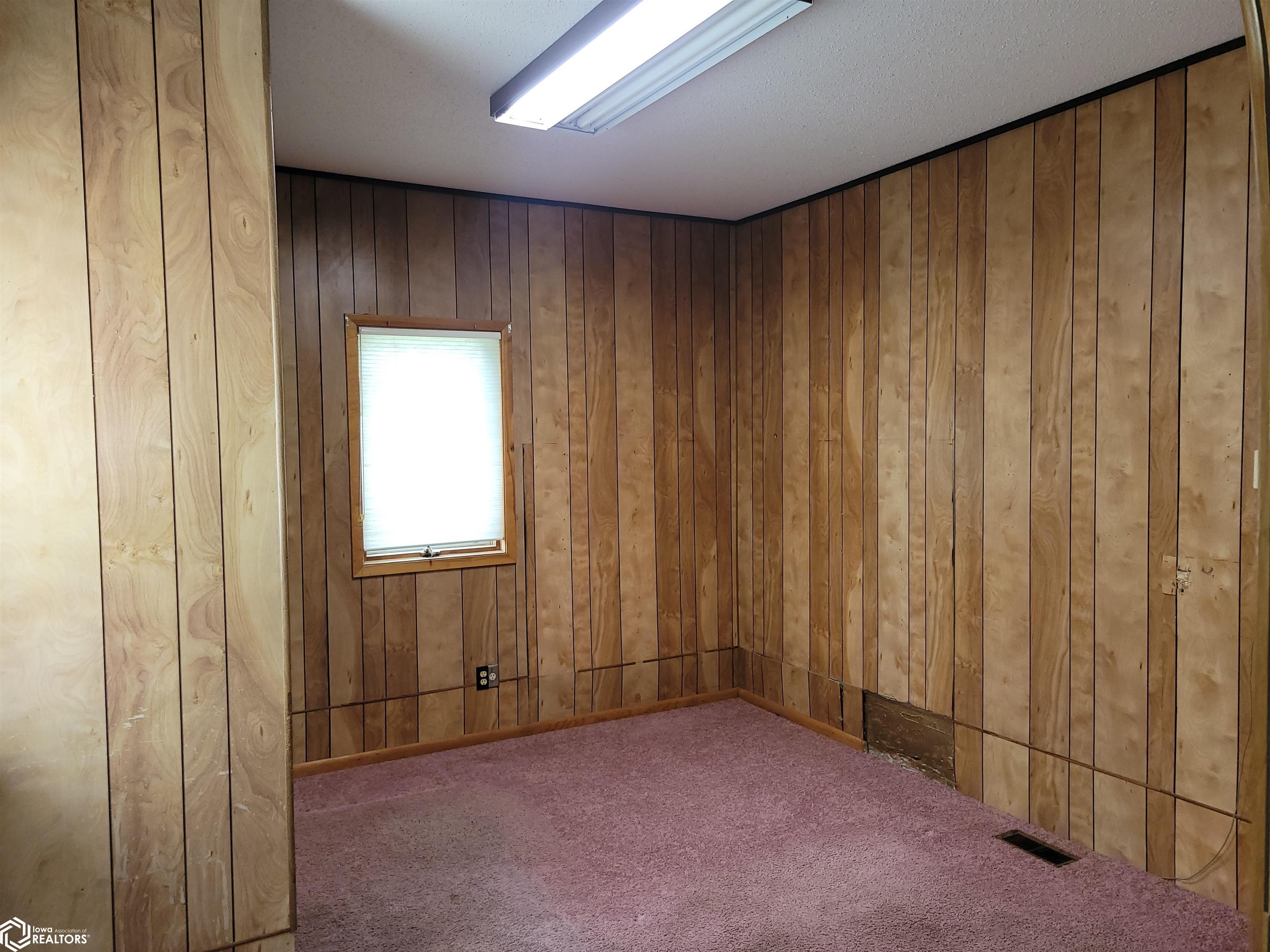 715 W Broadway Street, Eagle Grove, Iowa image 11