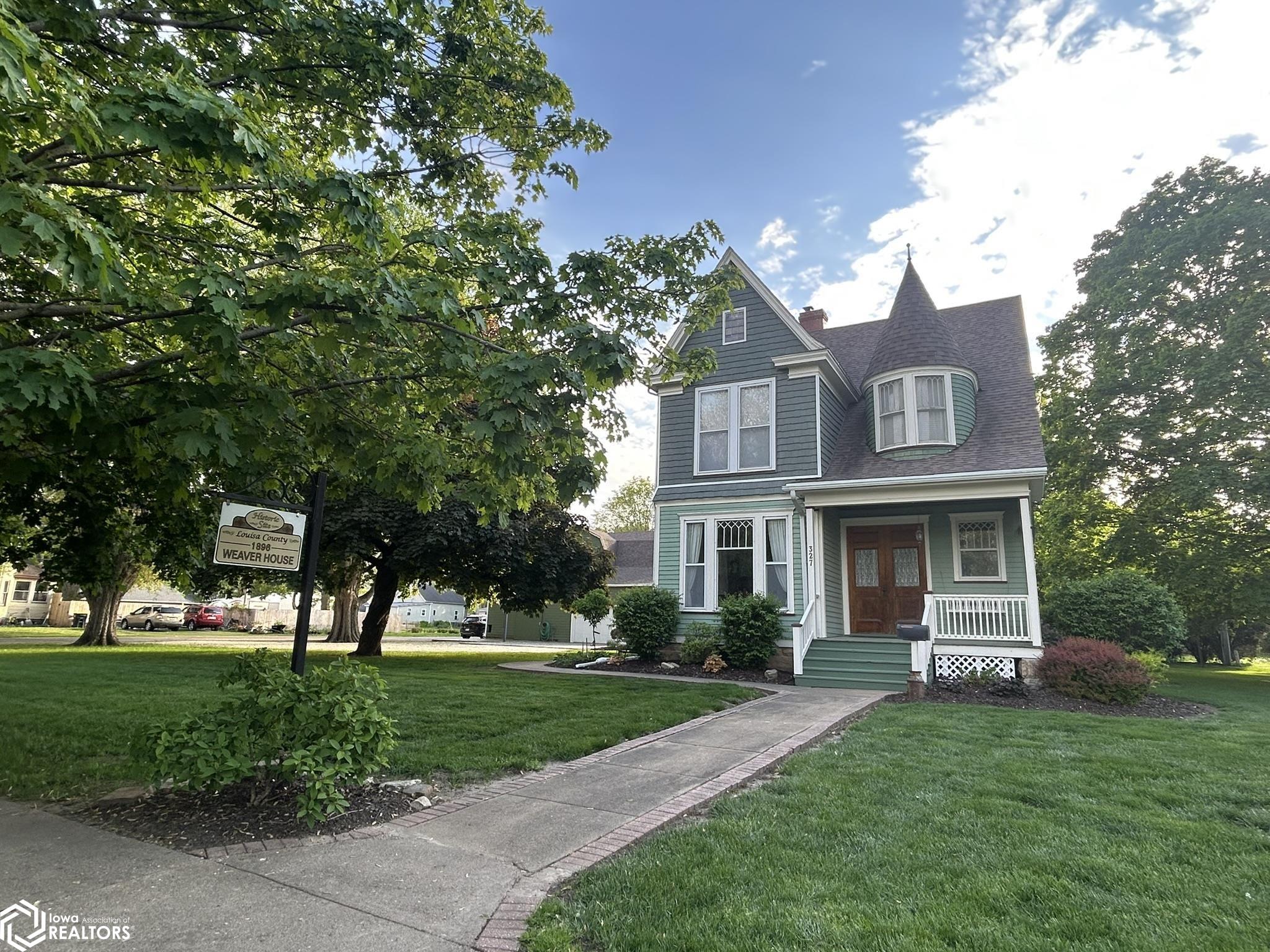 327 S 2nd Street, Wapello, Iowa image 1