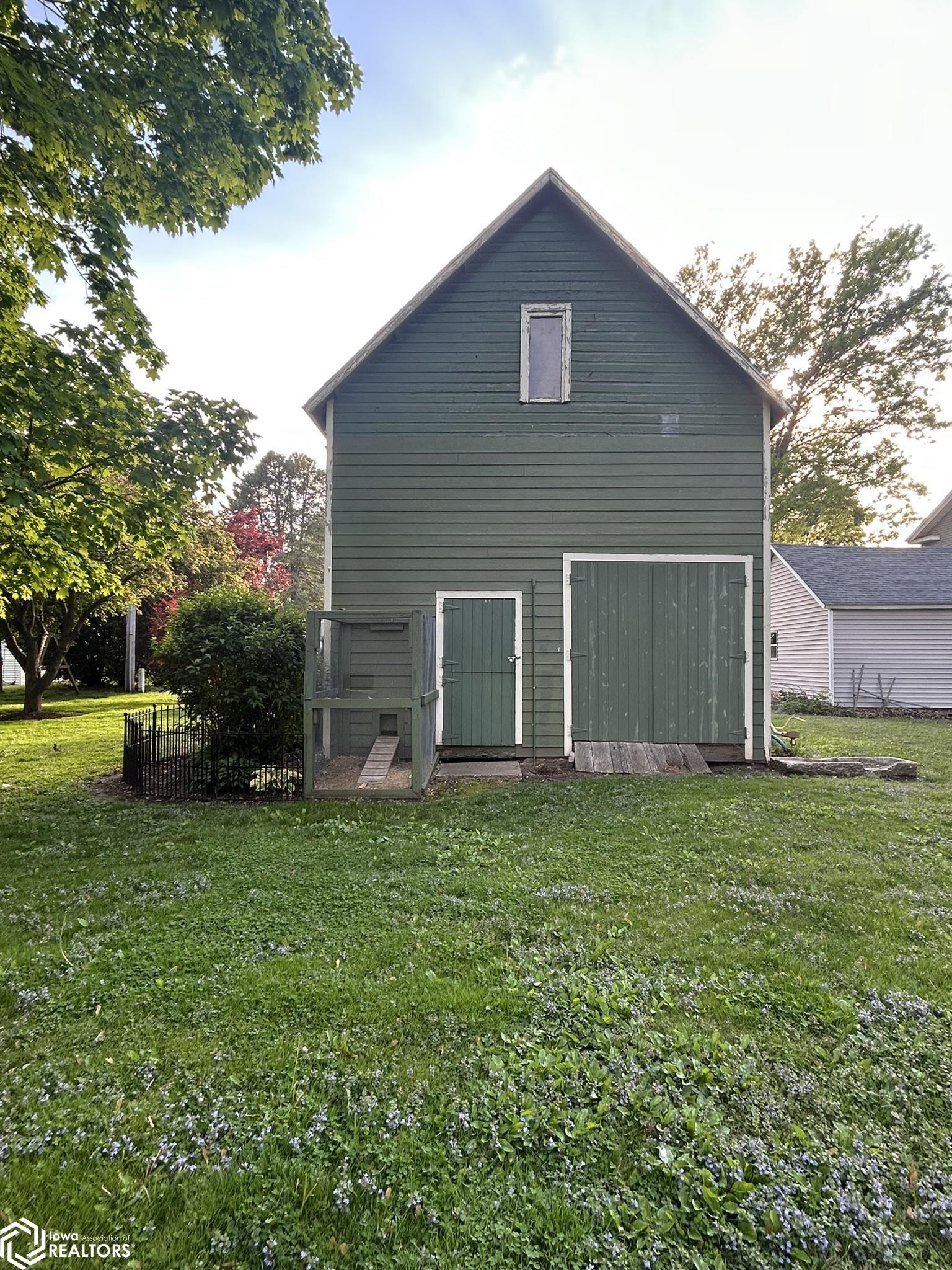 327 S 2nd Street, Wapello, Iowa image 7