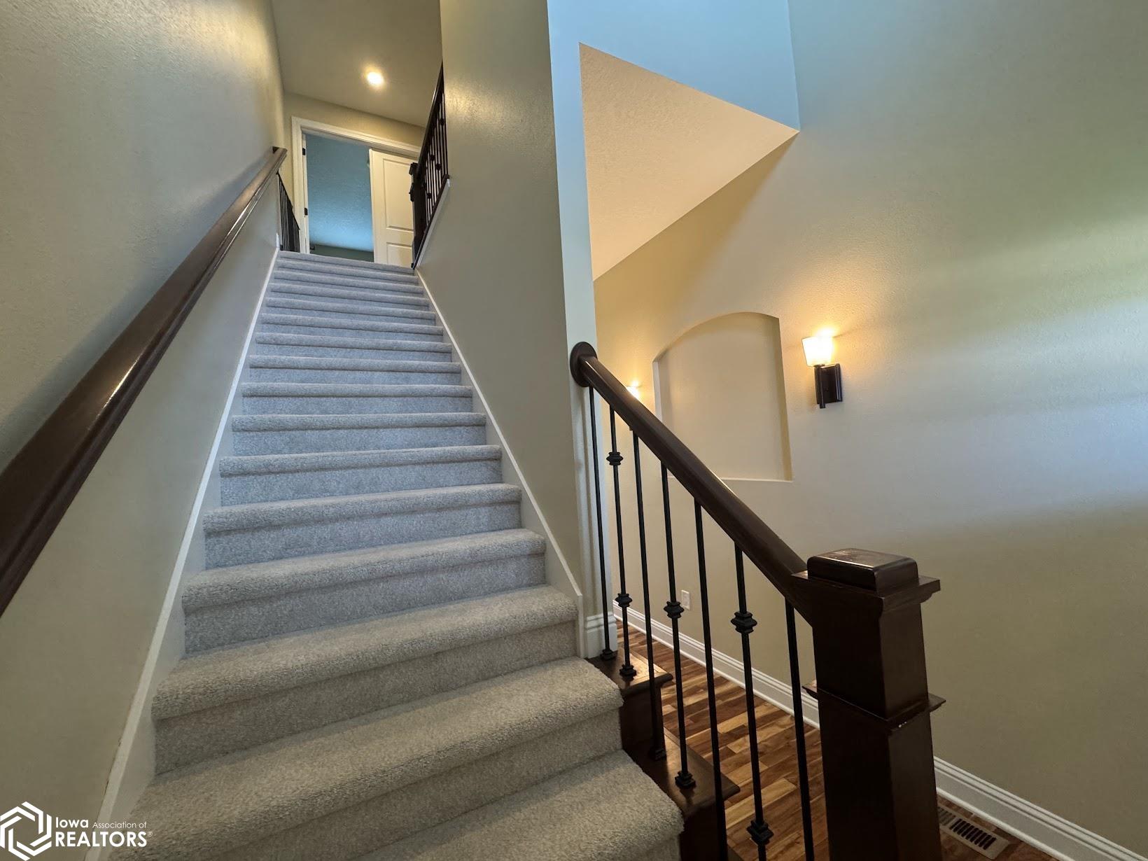 5186 Turnberry Court, Burlington, Iowa image 18