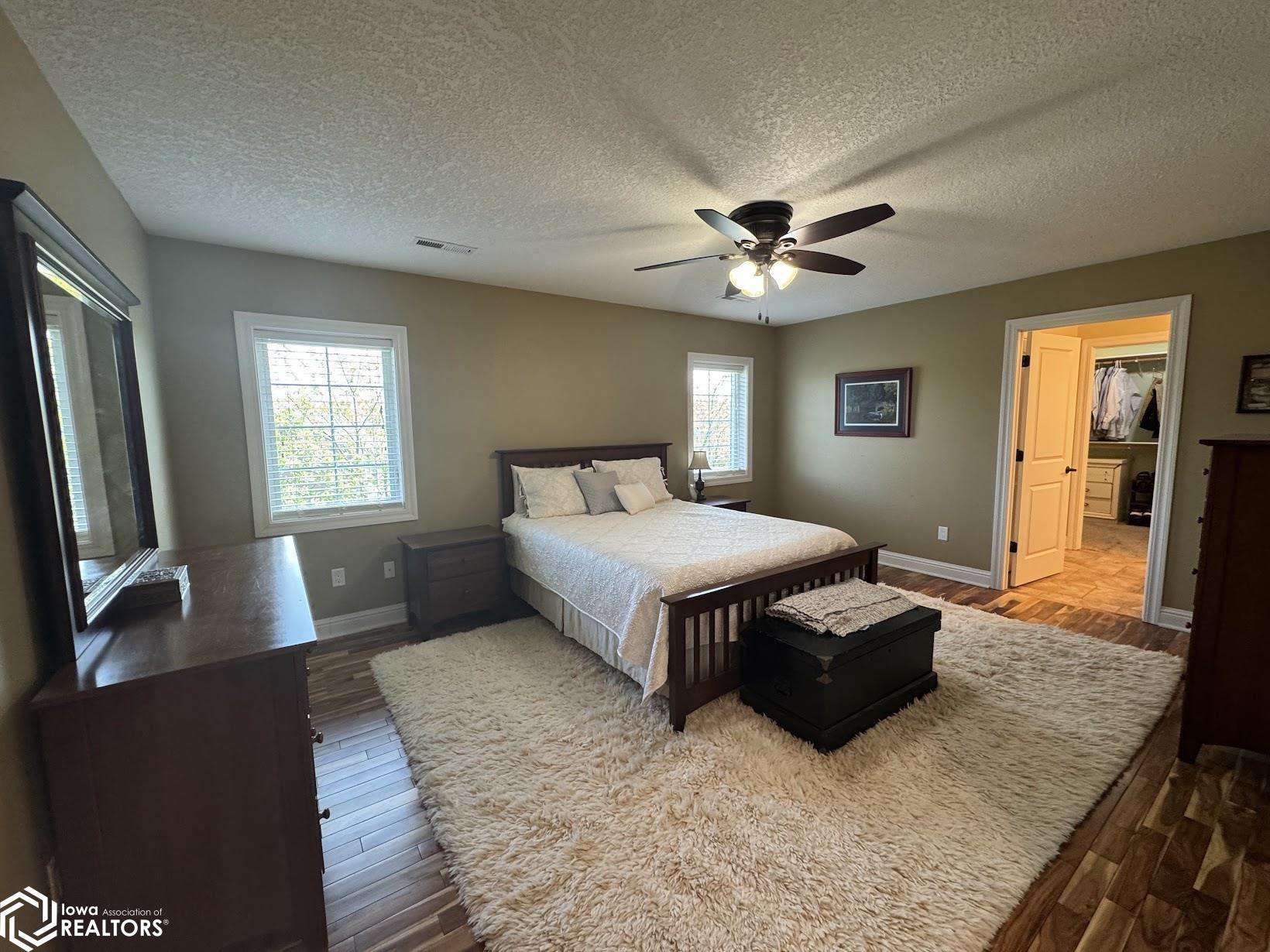 5186 Turnberry Court, Burlington, Iowa image 19