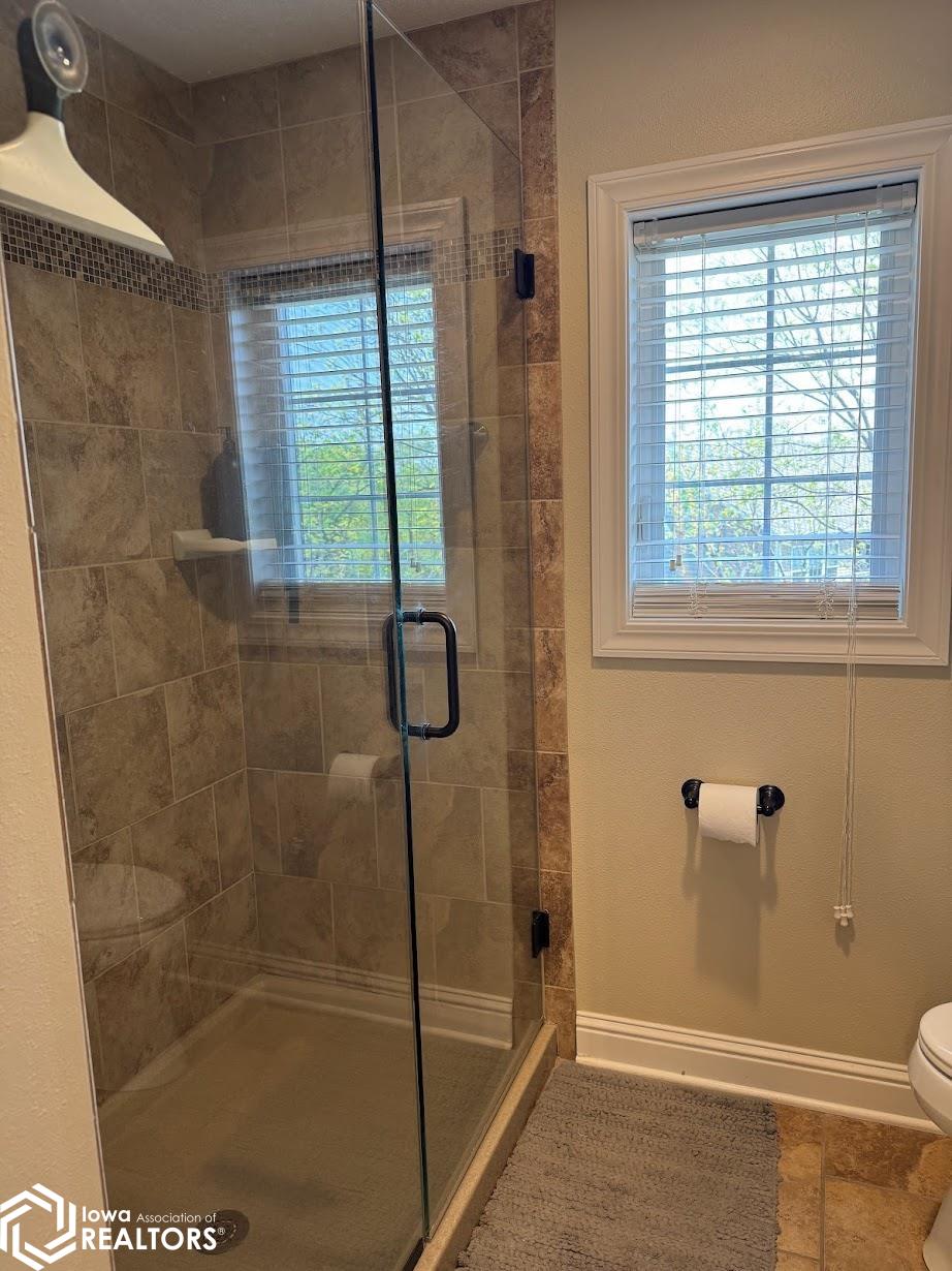 5186 Turnberry Court, Burlington, Iowa image 23