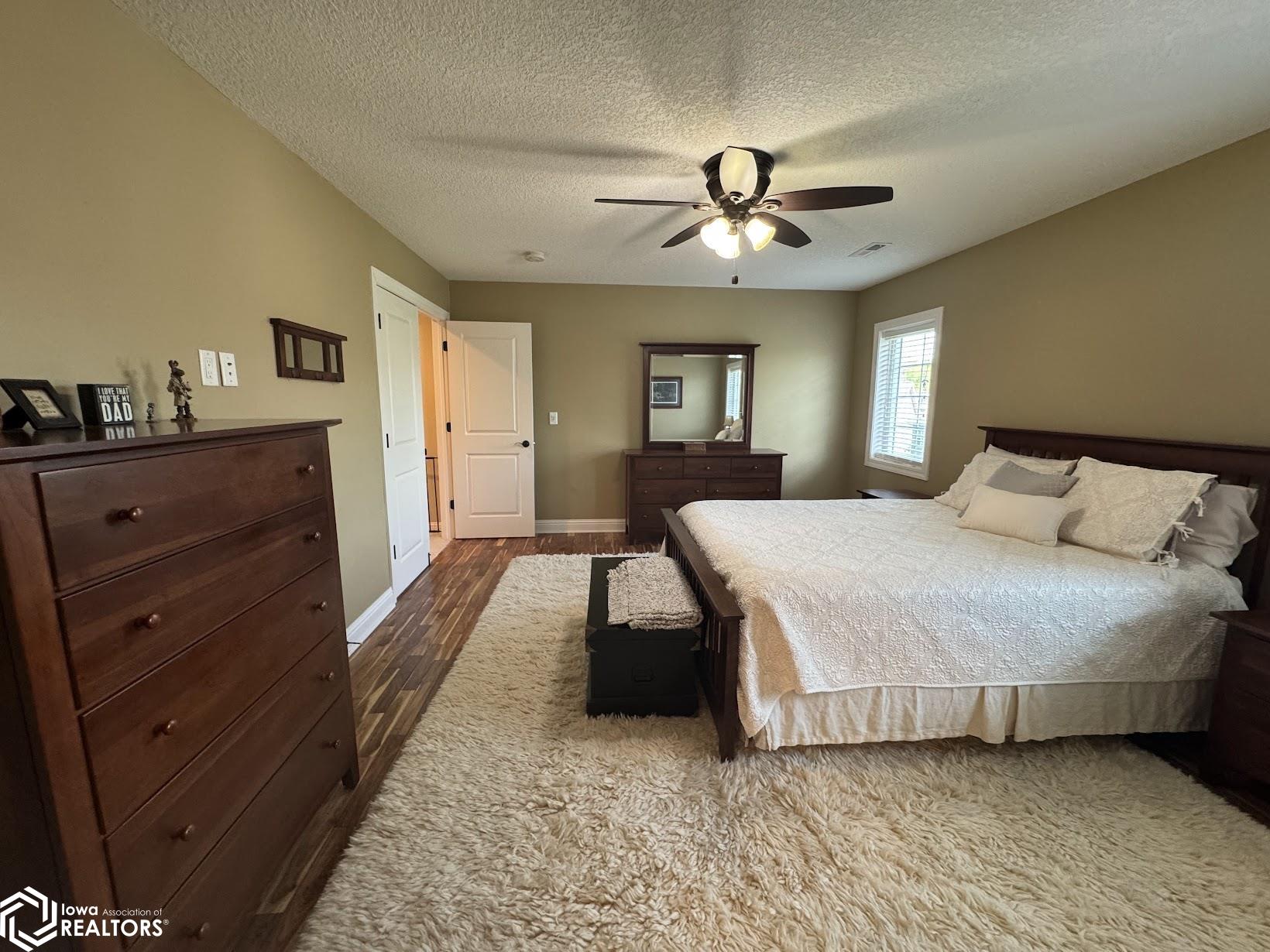 5186 Turnberry Court, Burlington, Iowa image 27