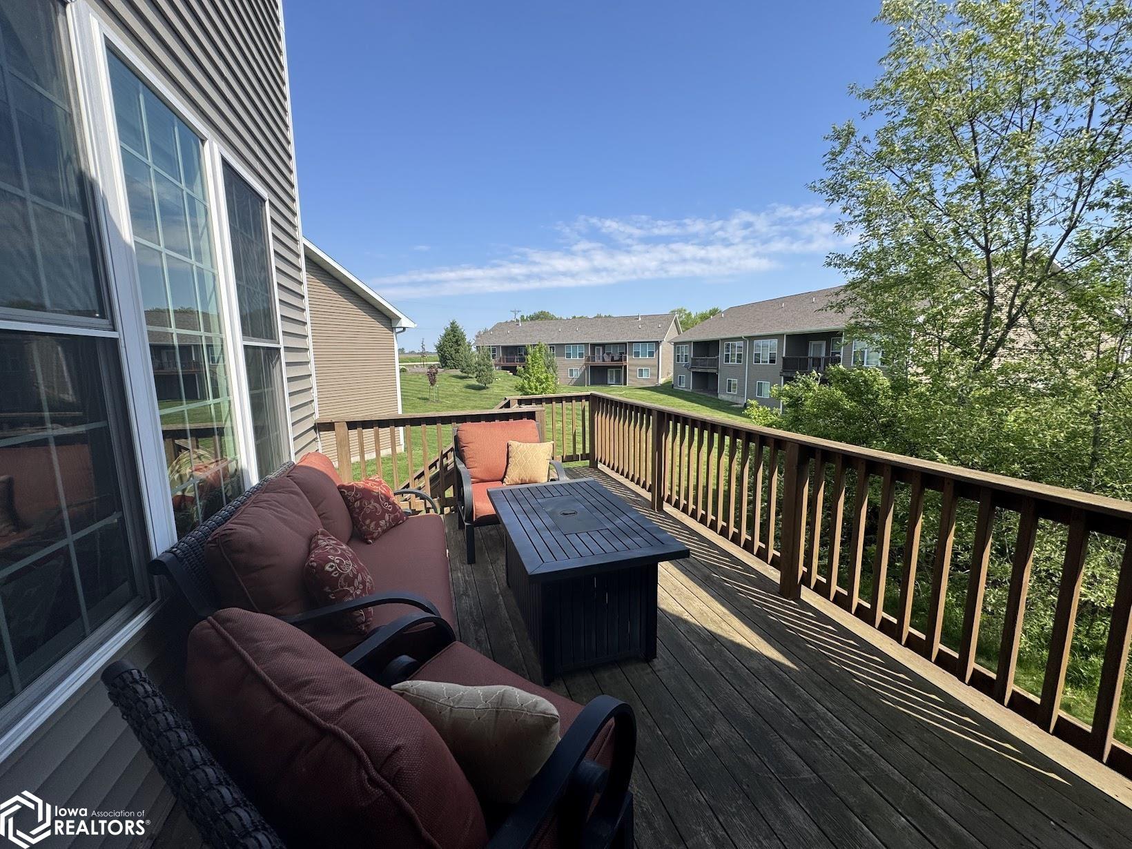 5186 Turnberry Court, Burlington, Iowa image 9