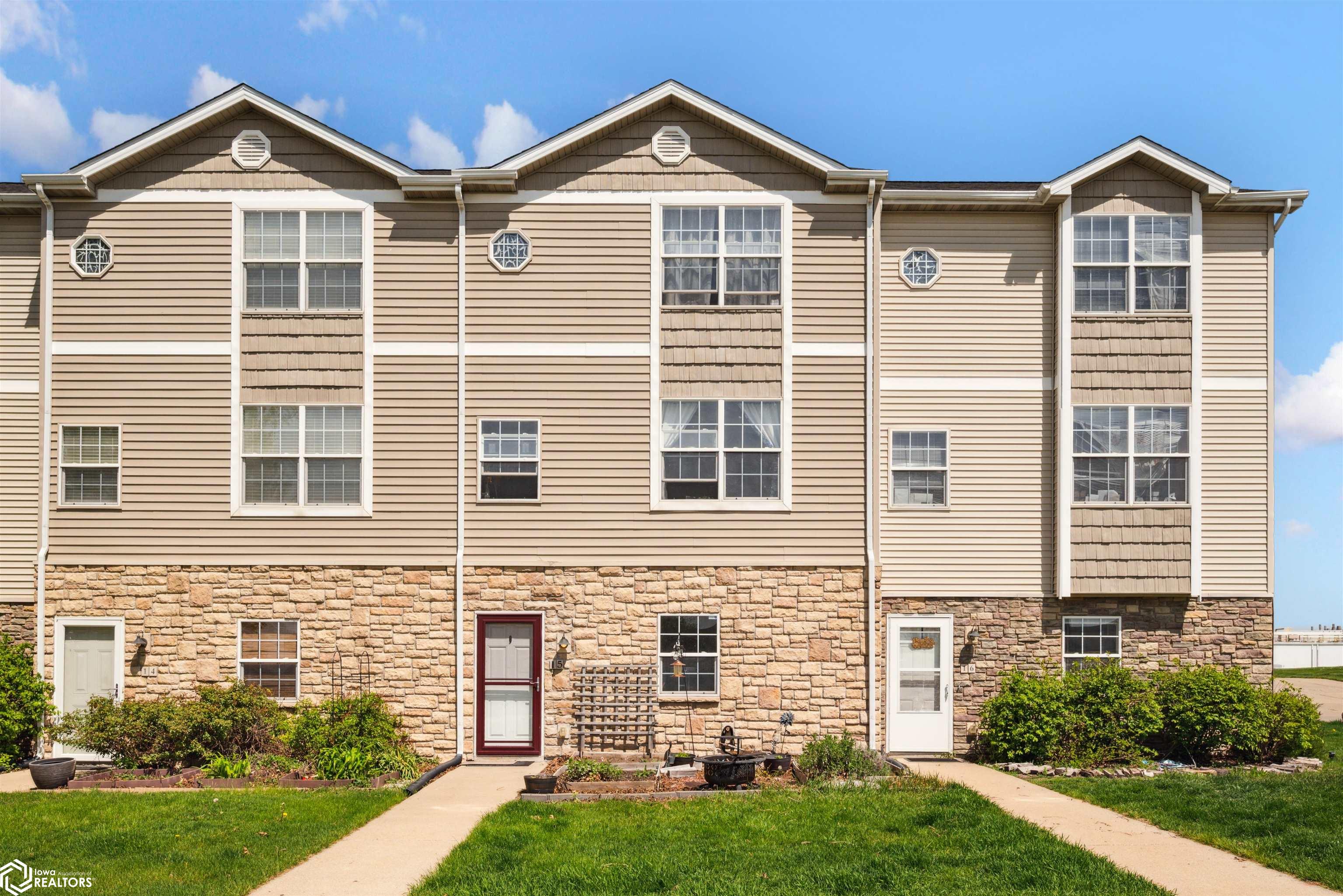 1305 S G Avenue #15, Nevada, Iowa image 1
