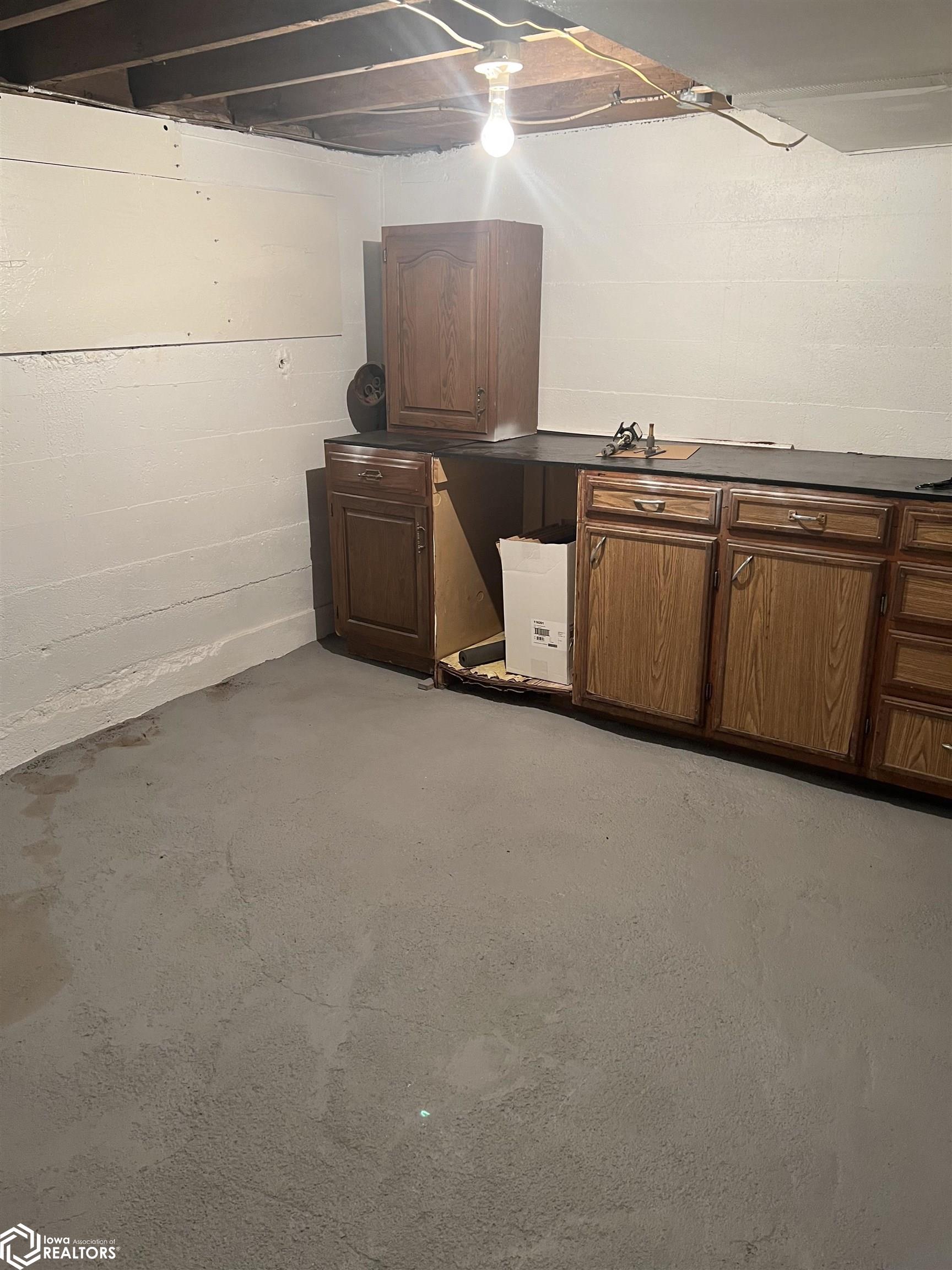102 N Boyer Street, Dow City, Iowa image 17