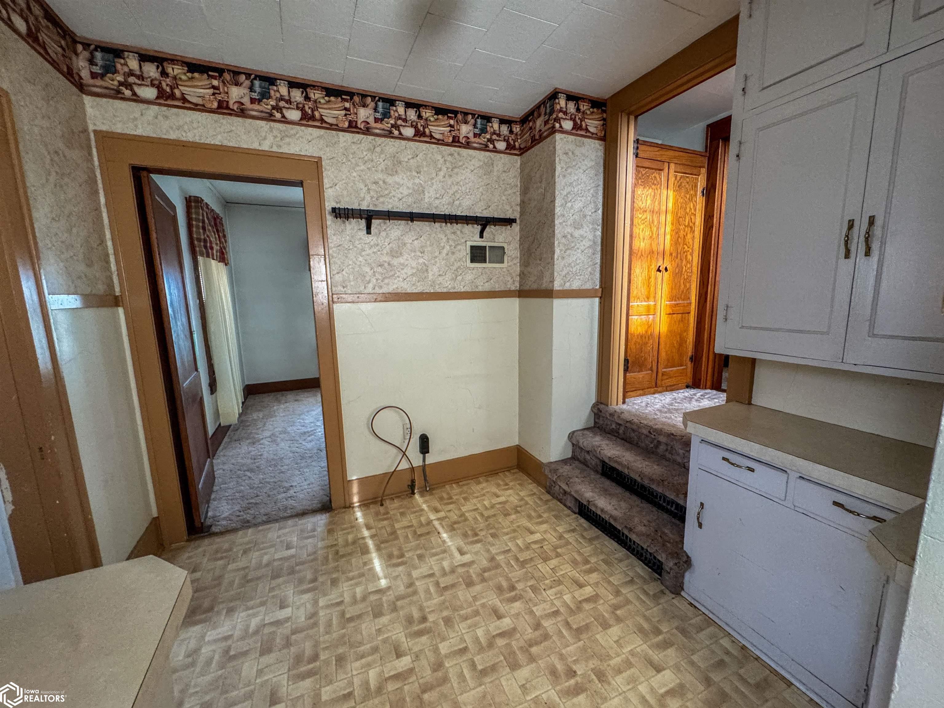 2110 255th Street, Sheffield, Iowa image 6