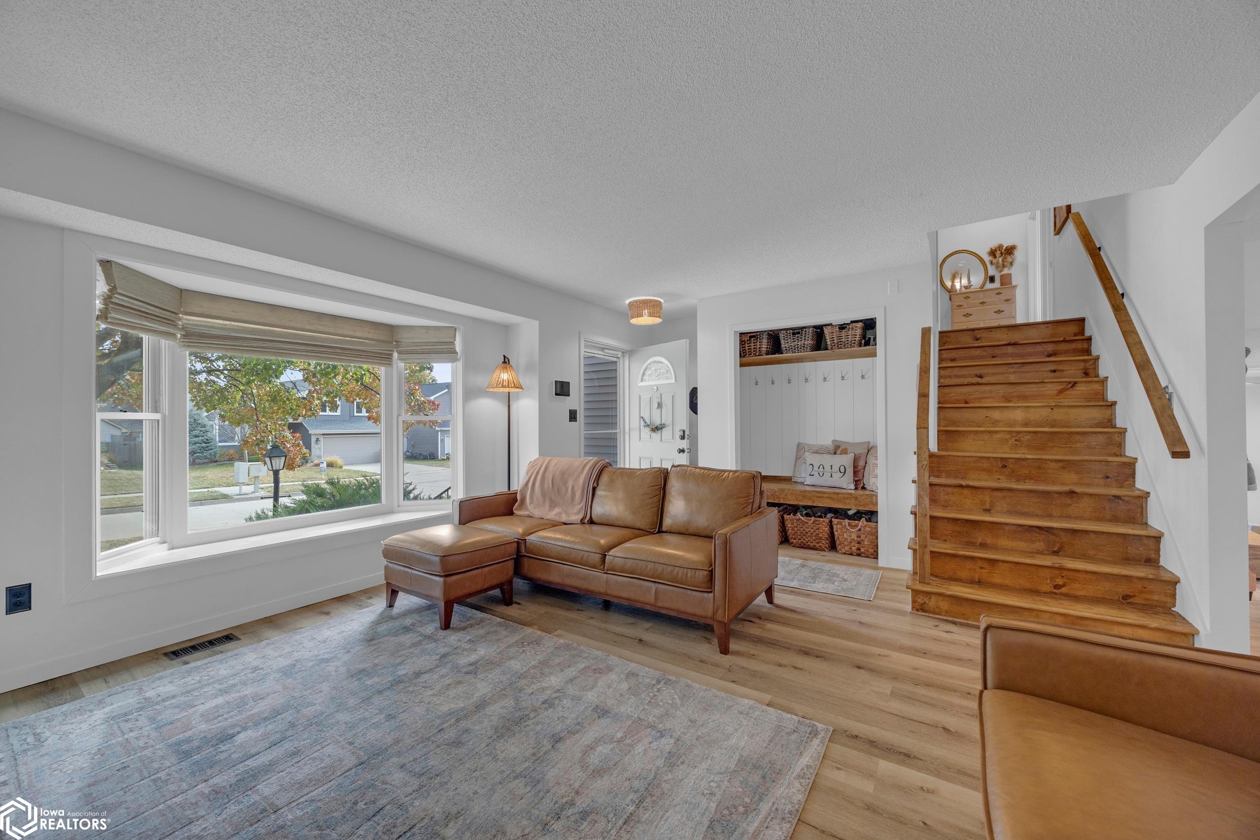 142 25th Court, West Des Moines, Iowa image 6