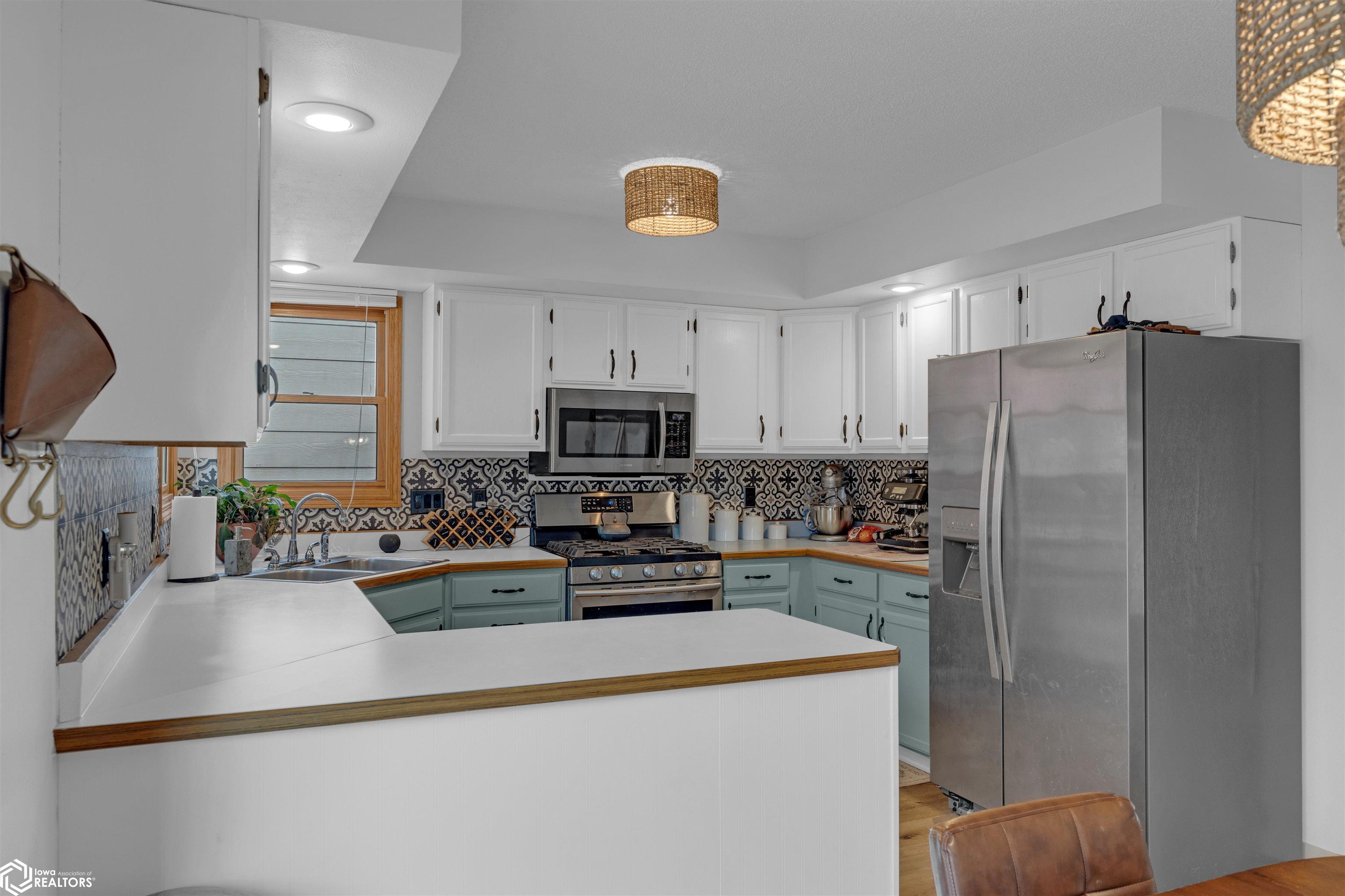 142 25th Court, West Des Moines, Iowa image 9