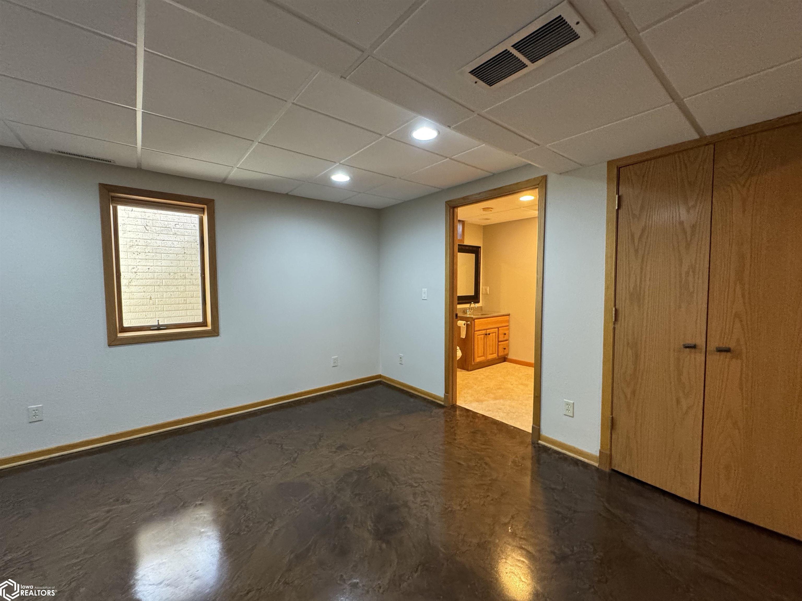 215 Woodbine Road, Mason City, Iowa image 24