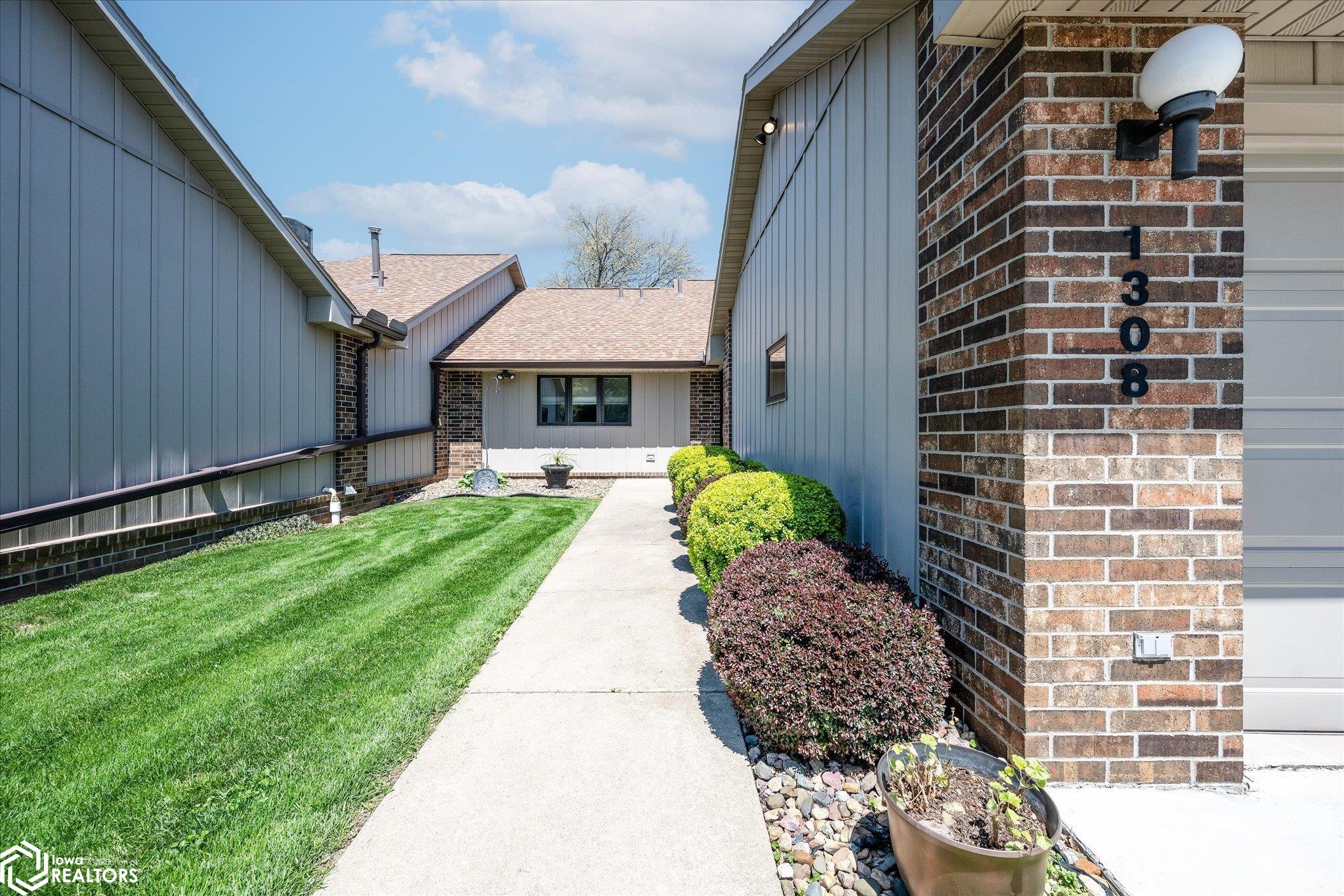 1308 Southridge Drive, Harlan, Iowa image 4