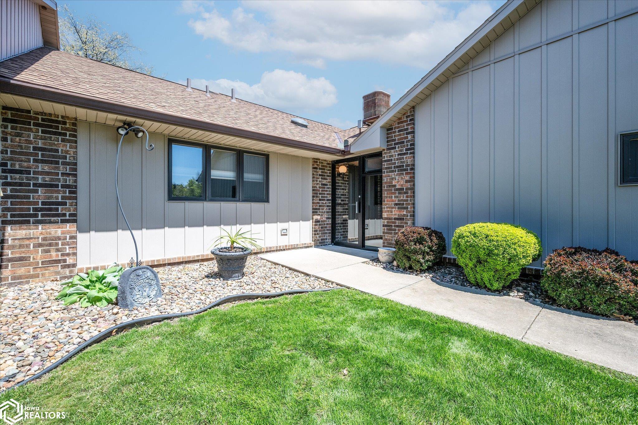 1308 Southridge Drive, Harlan, Iowa image 5