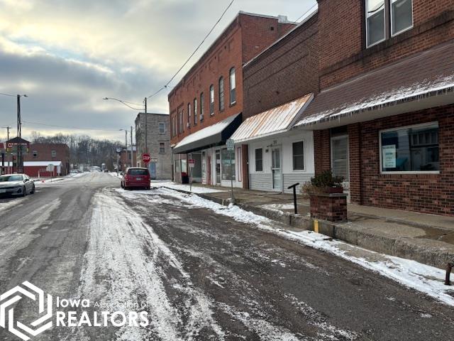 275 Oak Street, Dallas City, Illinois image 1