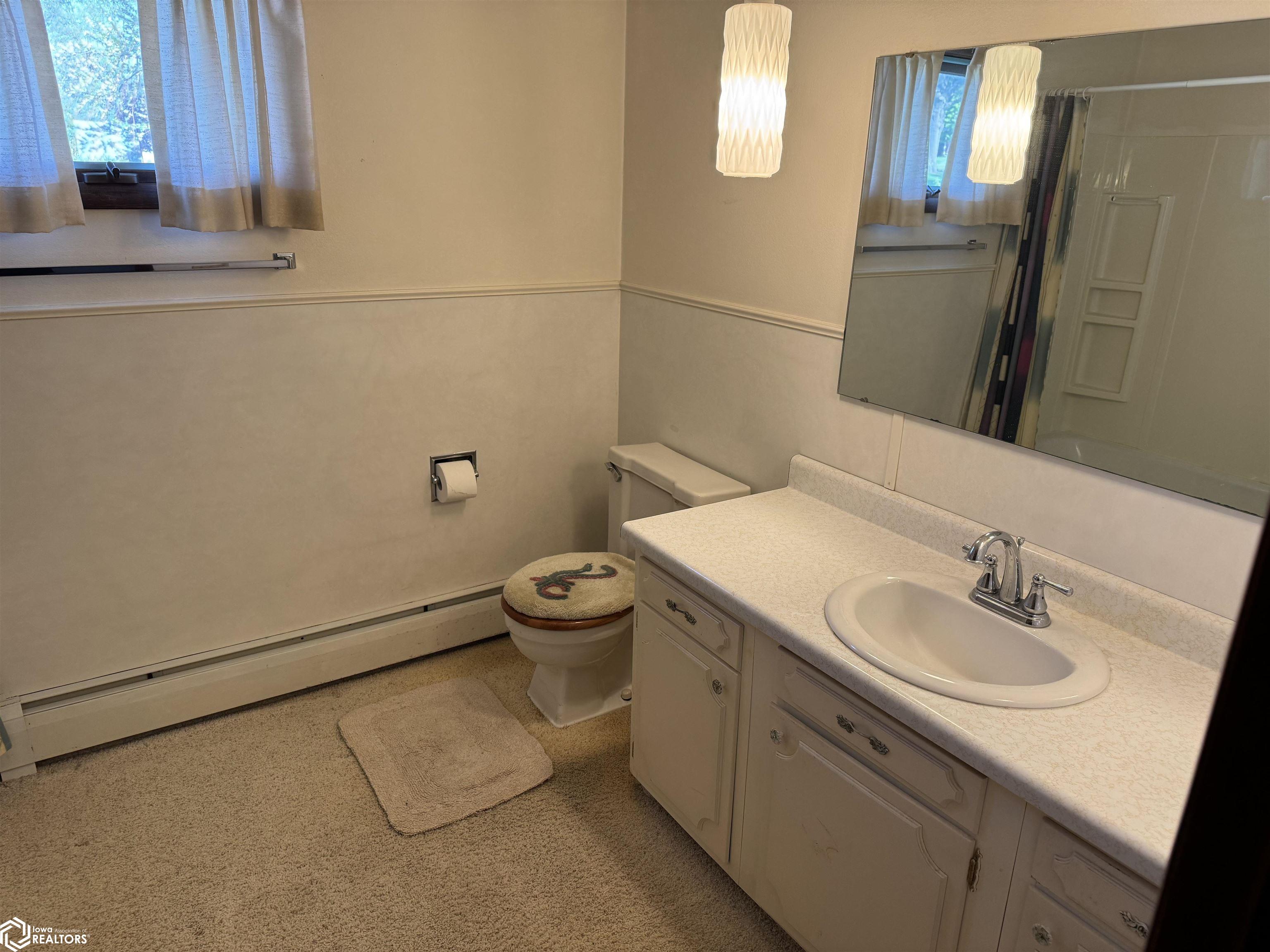 204 N Harrison Street, Toledo, Iowa image 11