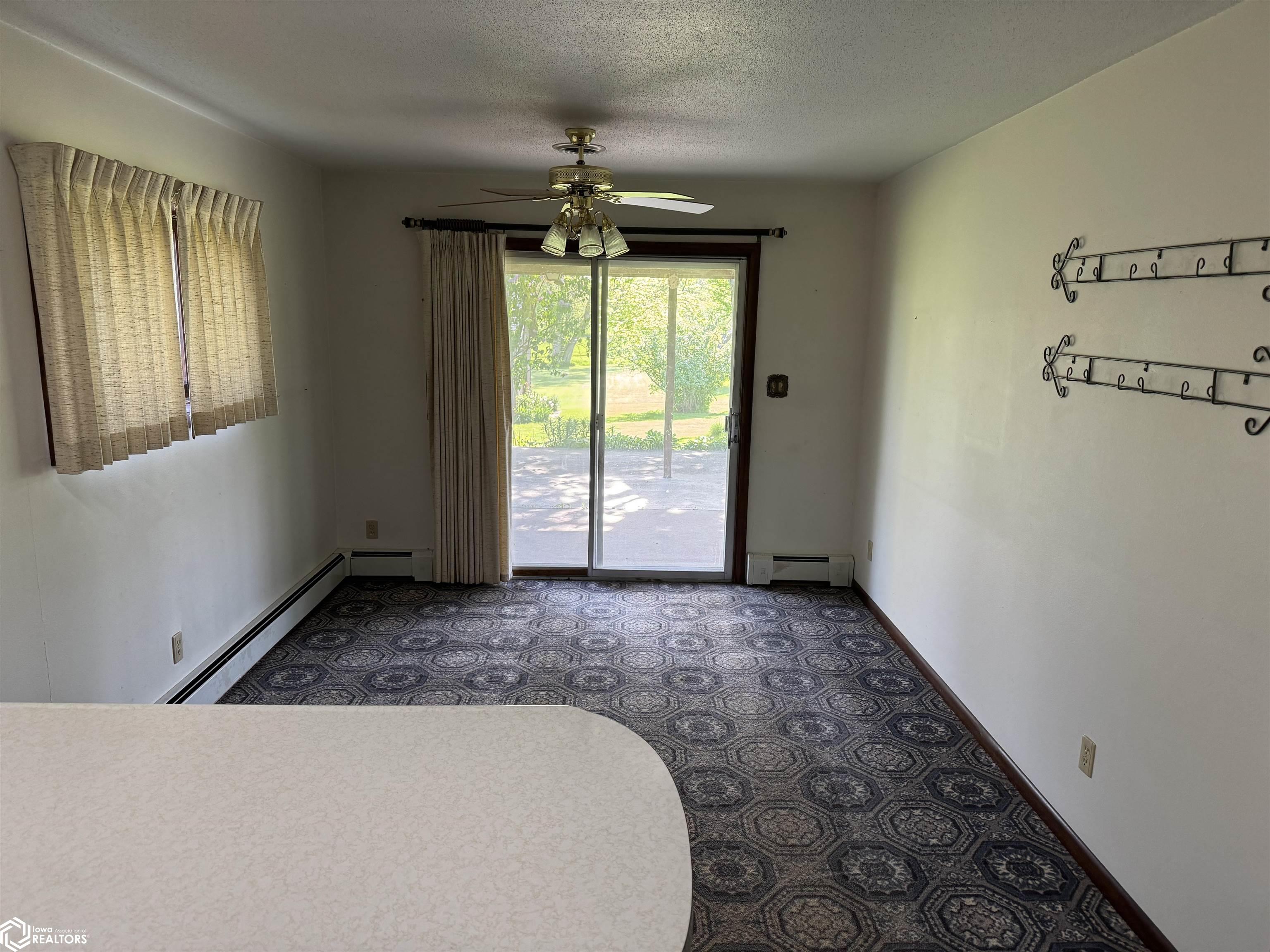 204 N Harrison Street, Toledo, Iowa image 6