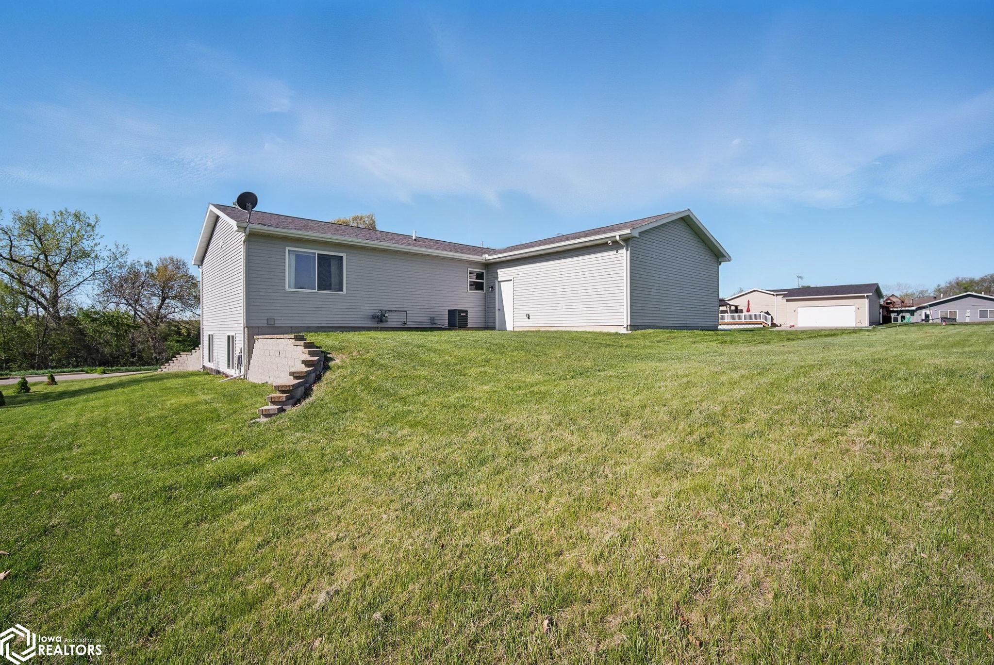 259 Manor Drive, Osceola, Iowa image 25