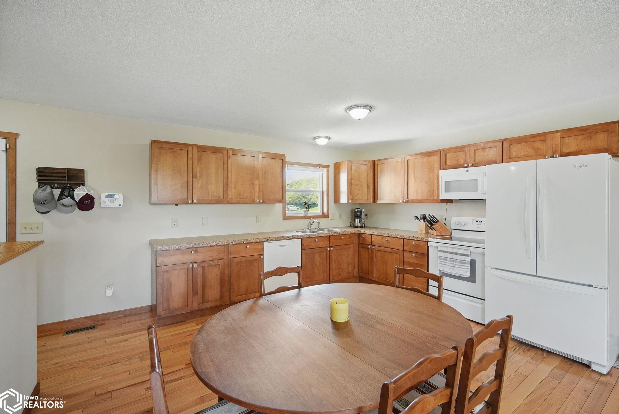 259 Manor Drive, Osceola, Iowa image 7