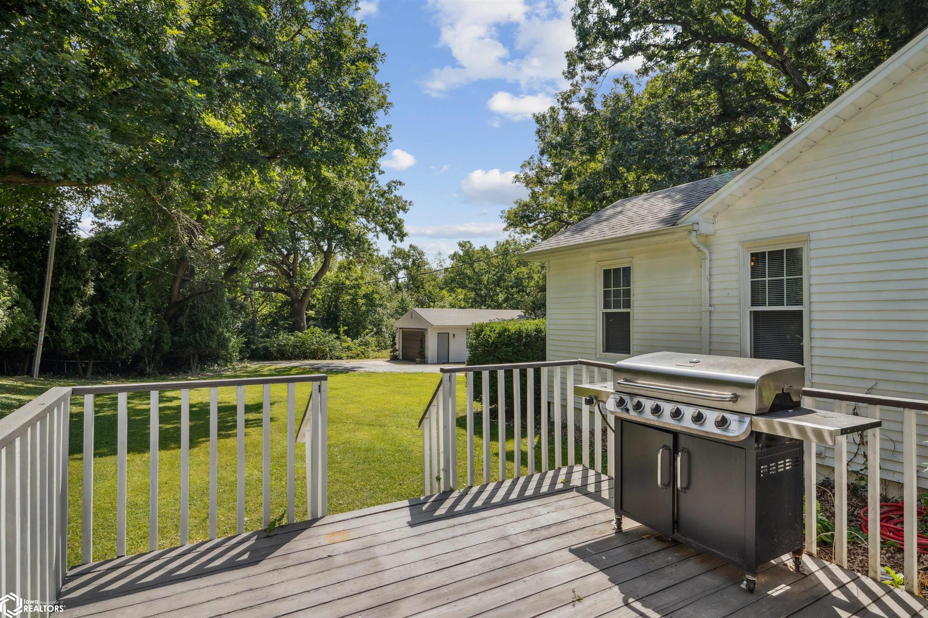 1413 Agency Street, Burlington, Iowa image 18