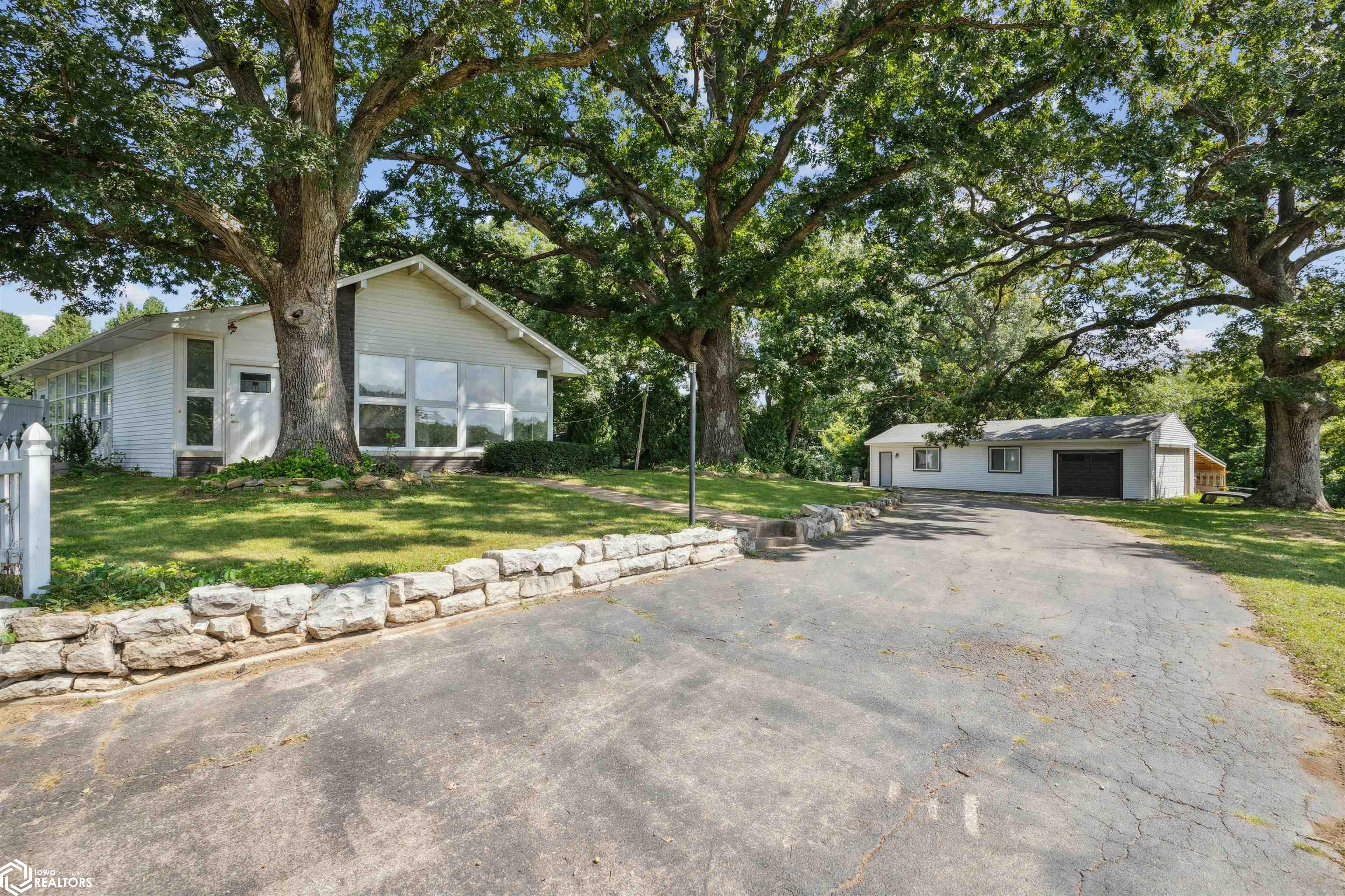 1413 Agency Street, Burlington, Iowa image 27