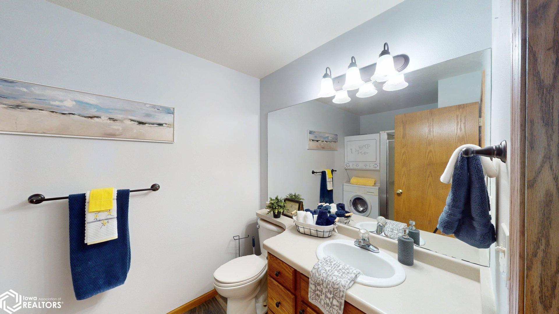 1310 A2 Village Rd #A2, Clear Lake, Iowa image 33