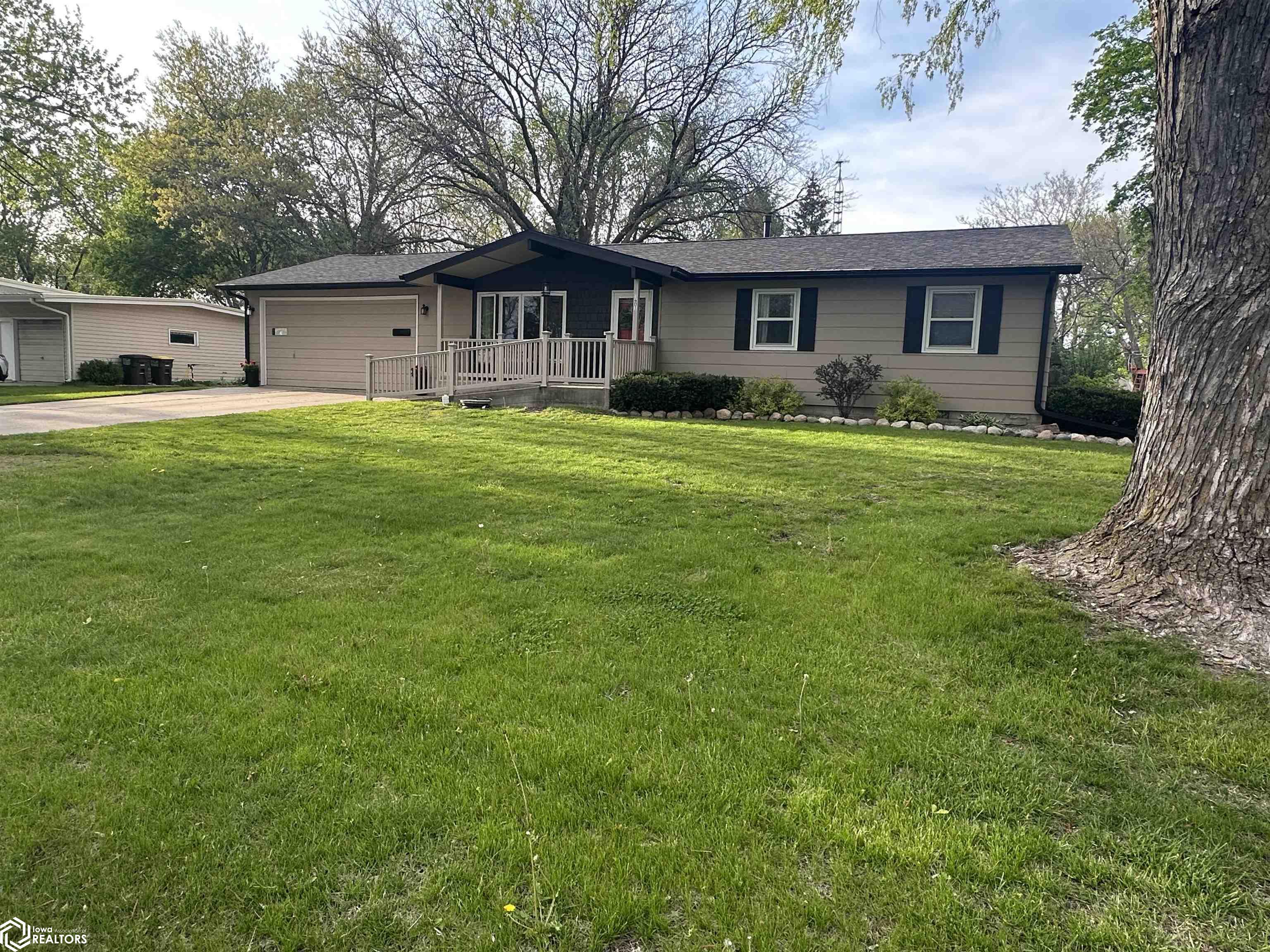 1401 SW 2nd Street, Eagle Grove, Iowa image 1
