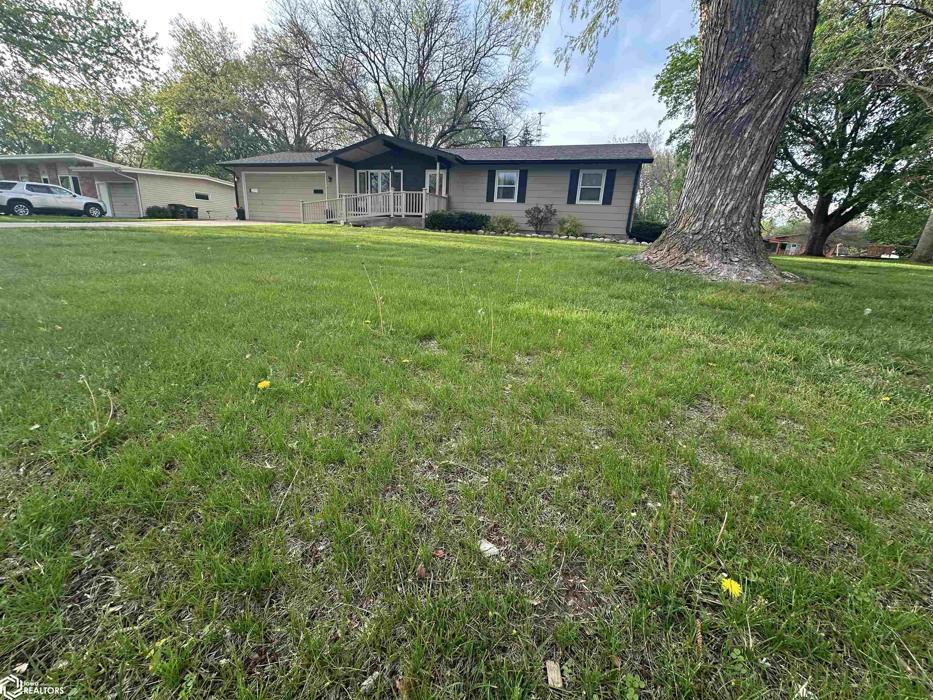1401 SW 2nd Street, Eagle Grove, Iowa image 3