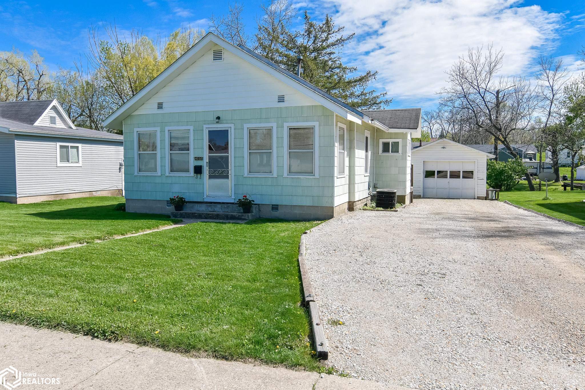 1608 W State Street, Marshalltown, Iowa image 1