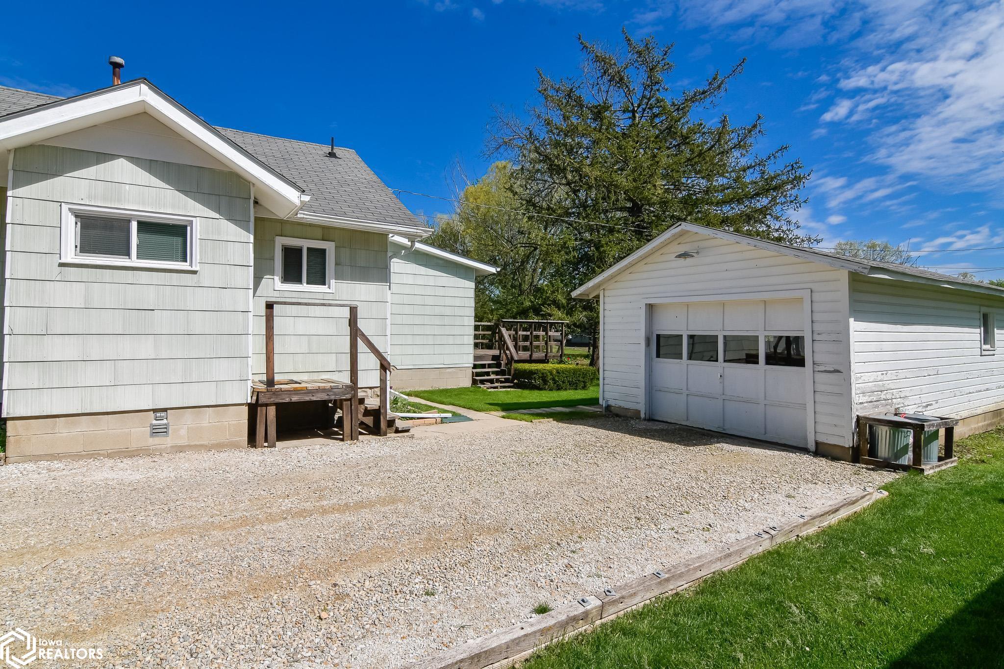 1608 W State Street, Marshalltown, Iowa image 3