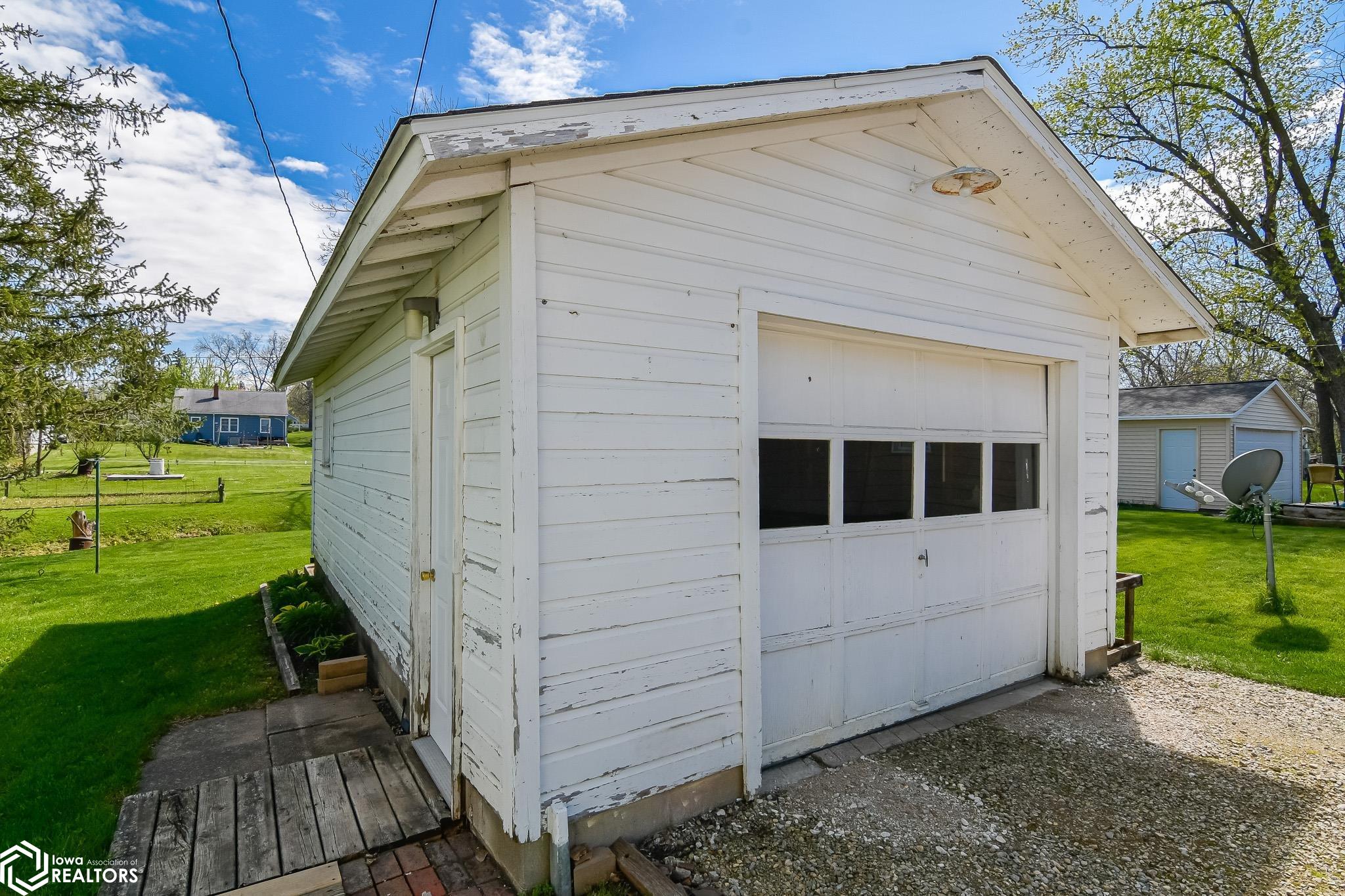 1608 W State Street, Marshalltown, Iowa image 30