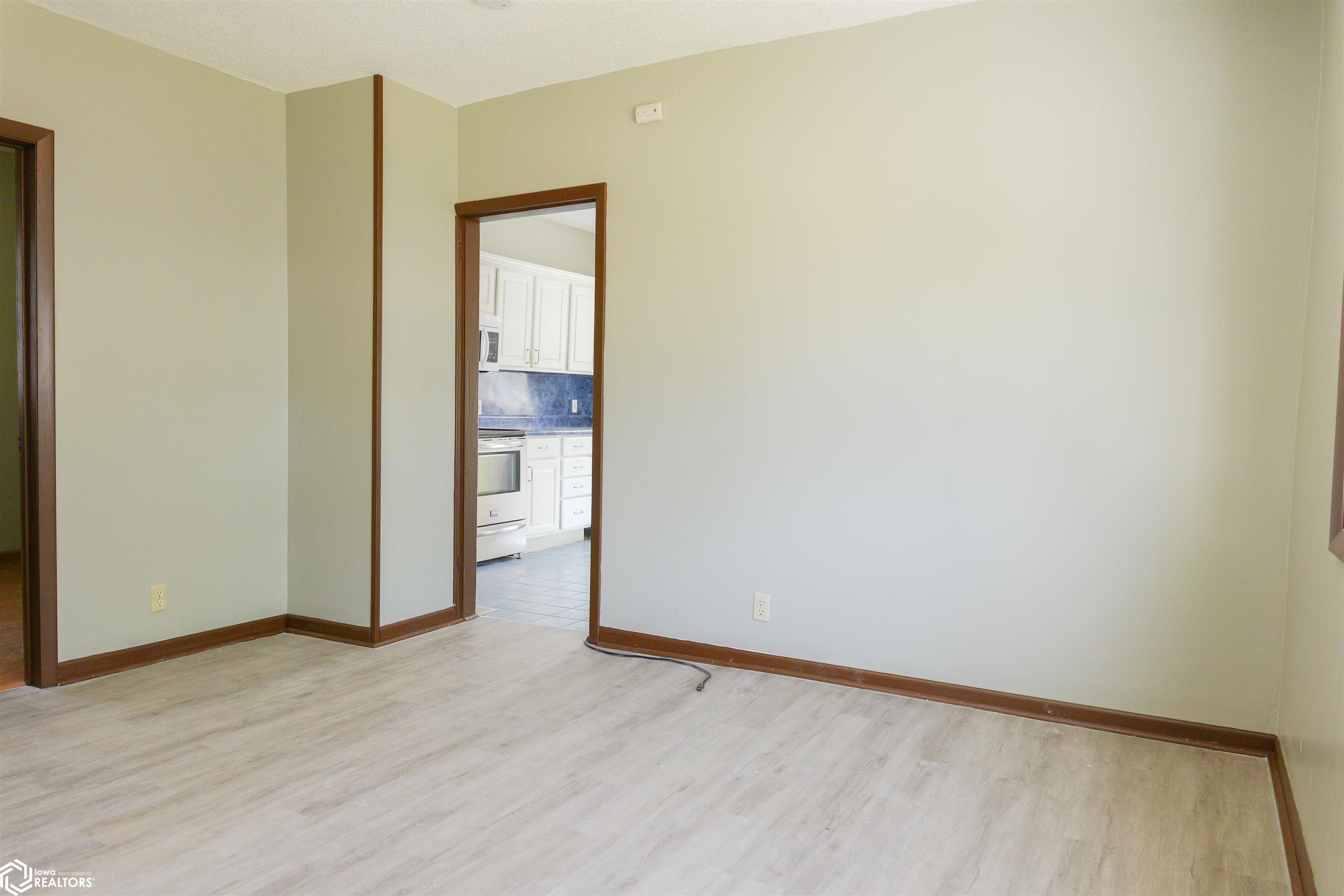 1334 S Leebrick Street, Burlington, Iowa image 29