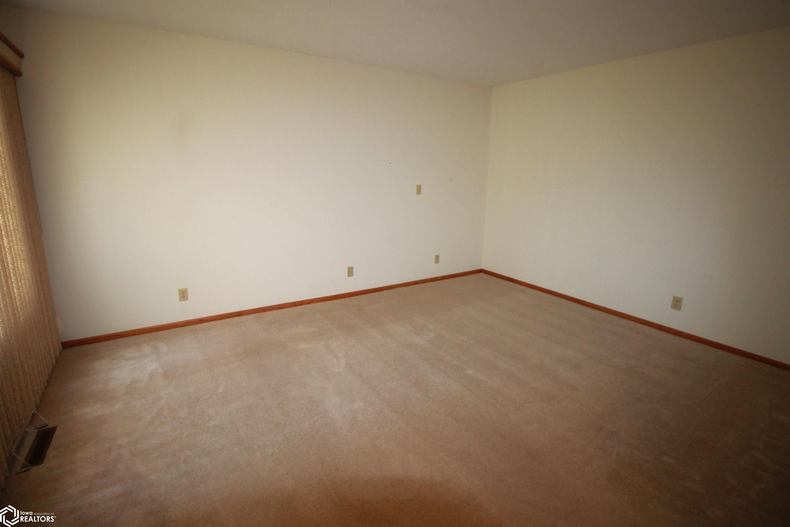 240 S Cardinal Drive #2, Clarinda, Iowa image 12