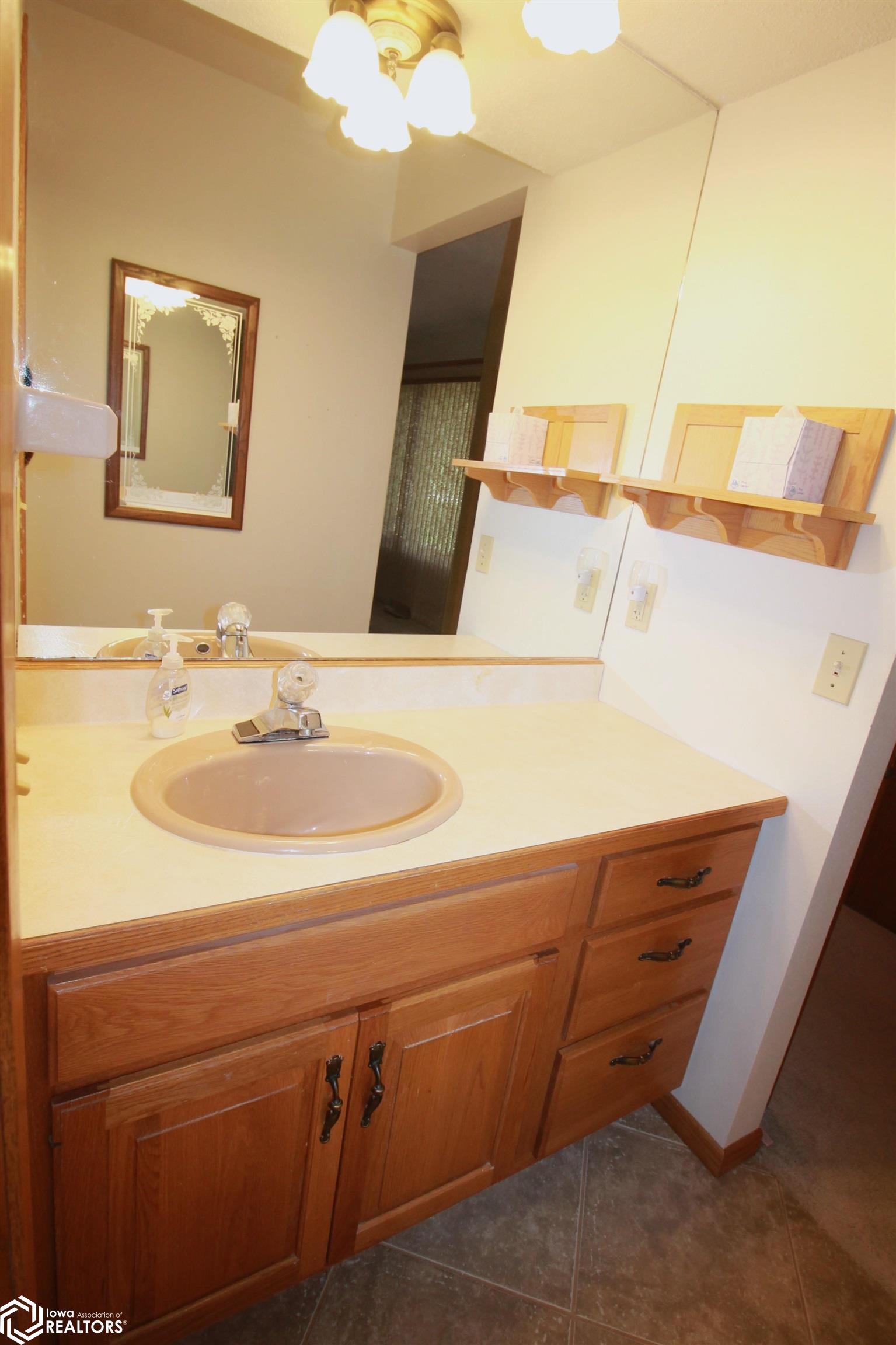 240 S Cardinal Drive #2, Clarinda, Iowa image 14