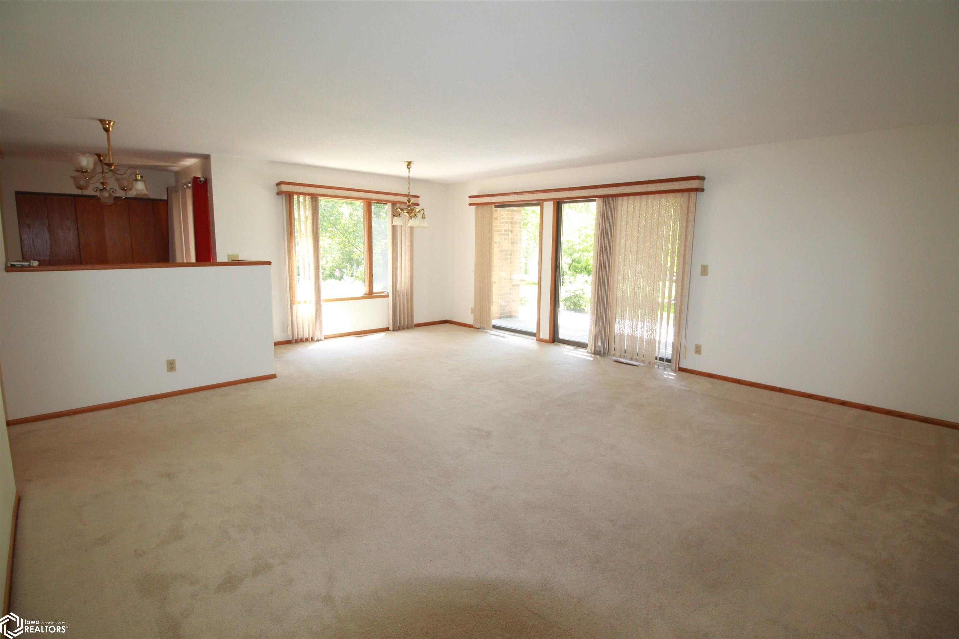 240 S Cardinal Drive #2, Clarinda, Iowa image 7