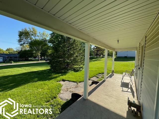 211 Grant Street, Bedford, Iowa image 19