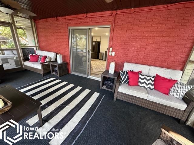 1044 Lakeshore Drive, Brooklyn, Iowa image 33