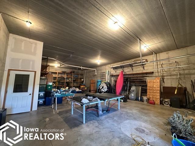 1044 Lakeshore Drive, Brooklyn, Iowa image 35