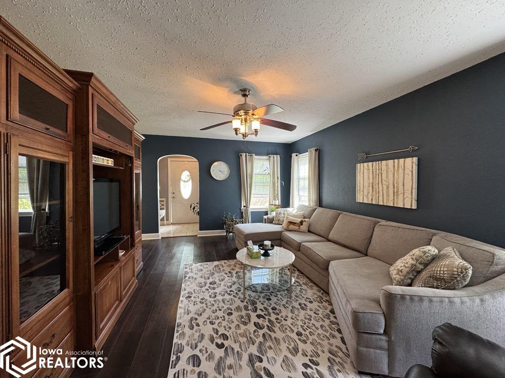 405 E Wall Street, Centerville, Iowa image 15