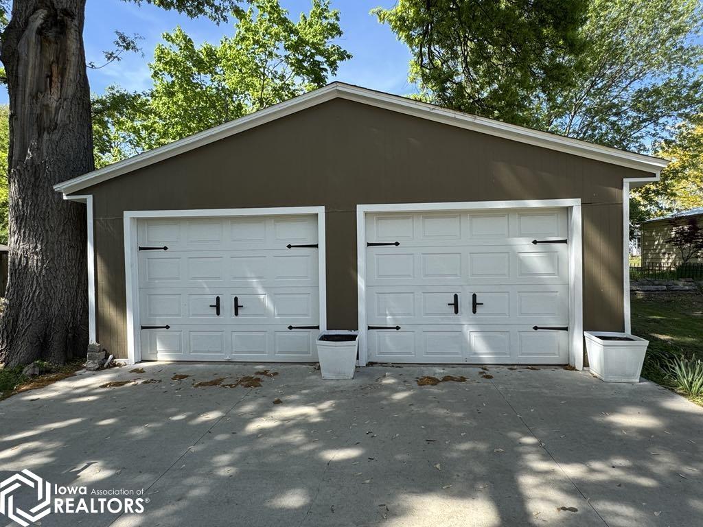 405 E Wall Street, Centerville, Iowa image 7