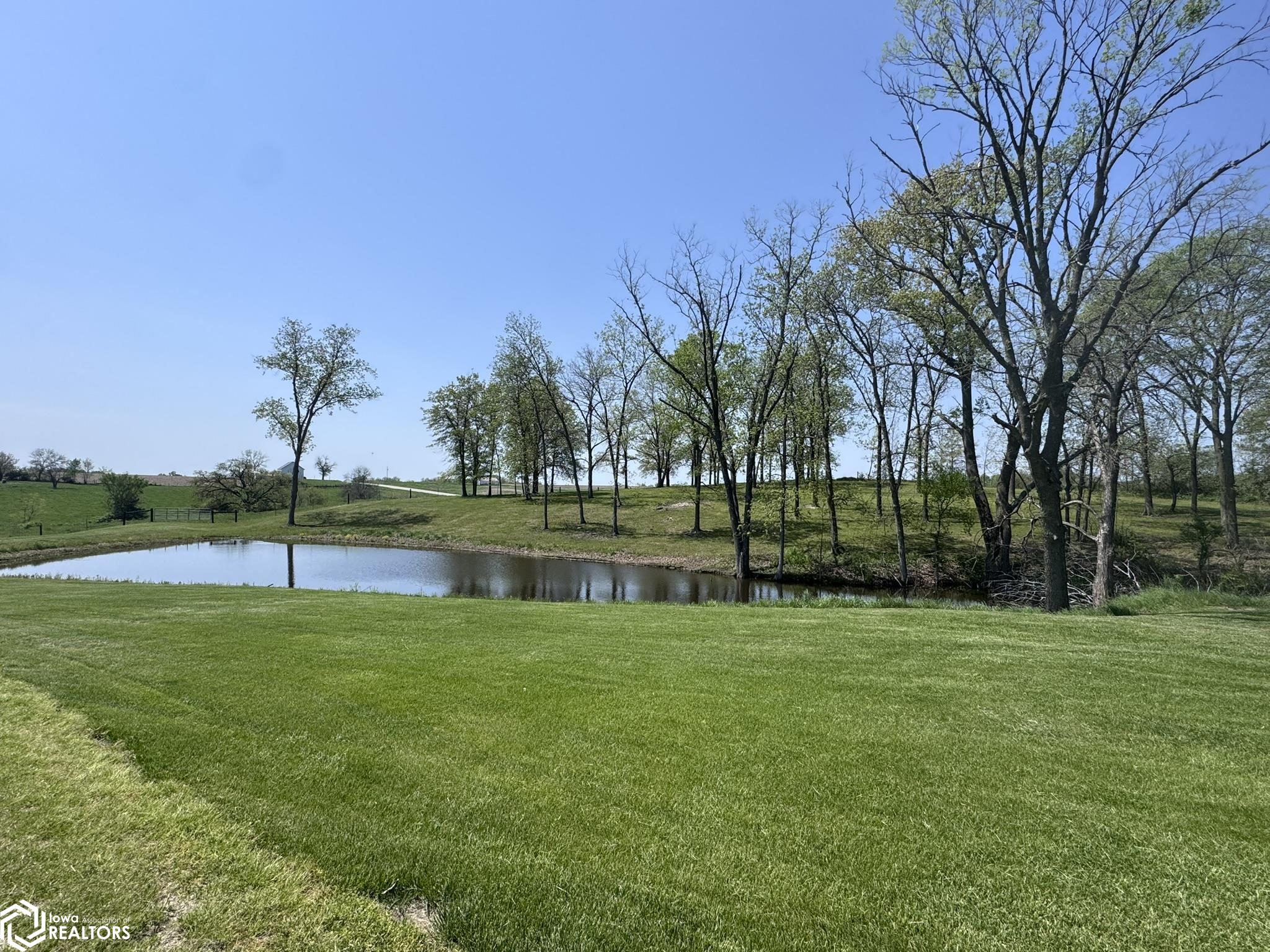 1239 Pleasant Plain Road, Brighton, Iowa image 2