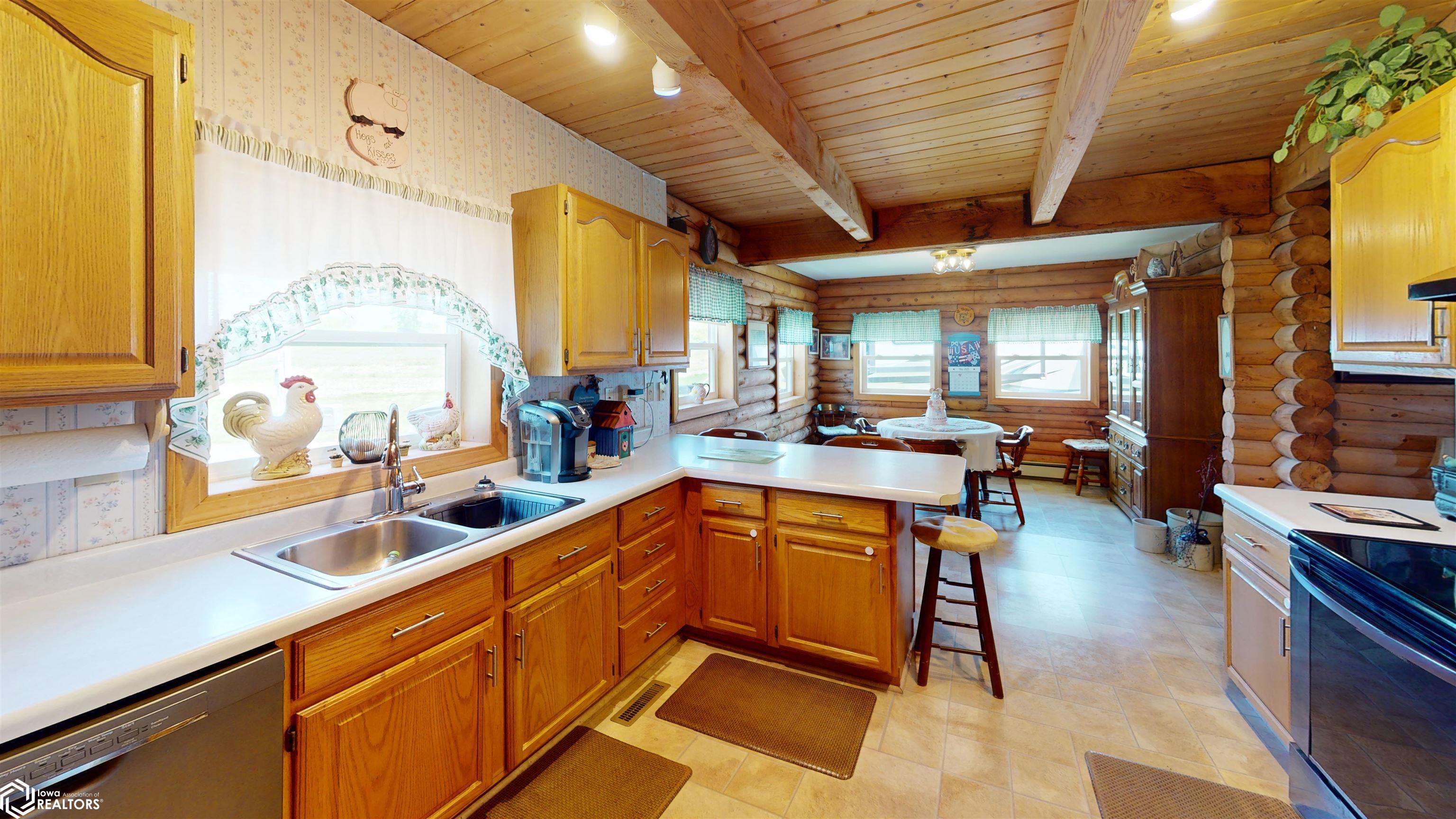 1239 Pleasant Plain Road, Brighton, Iowa image 5