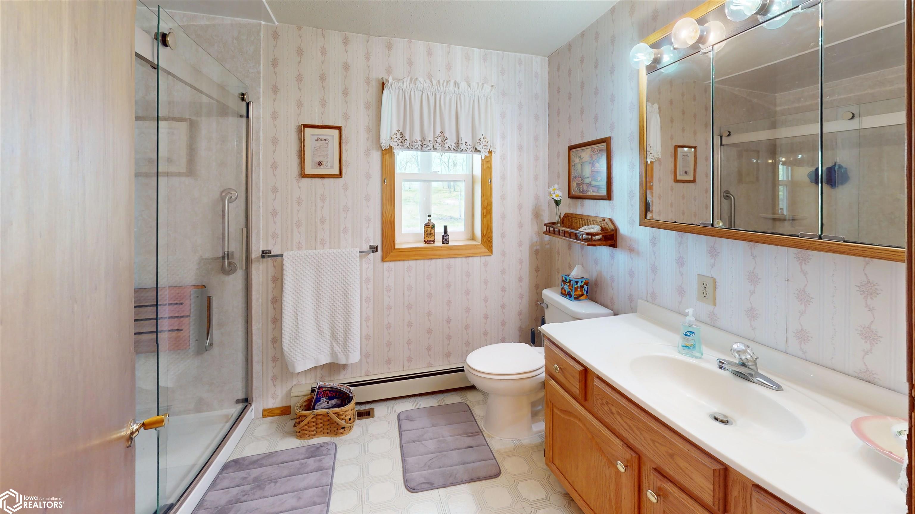 1239 Pleasant Plain Road, Brighton, Iowa image 9