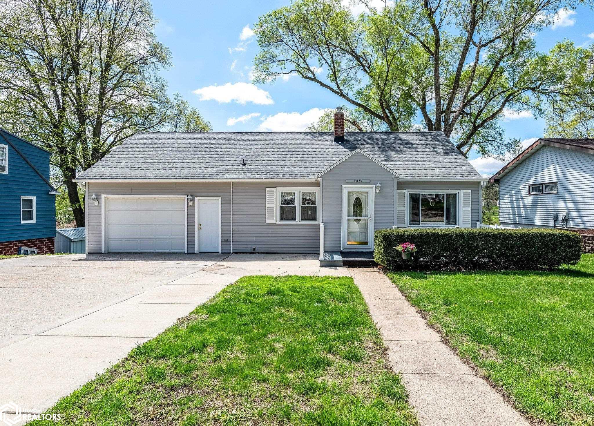 1321 Willow Street, Harlan, Iowa image 1