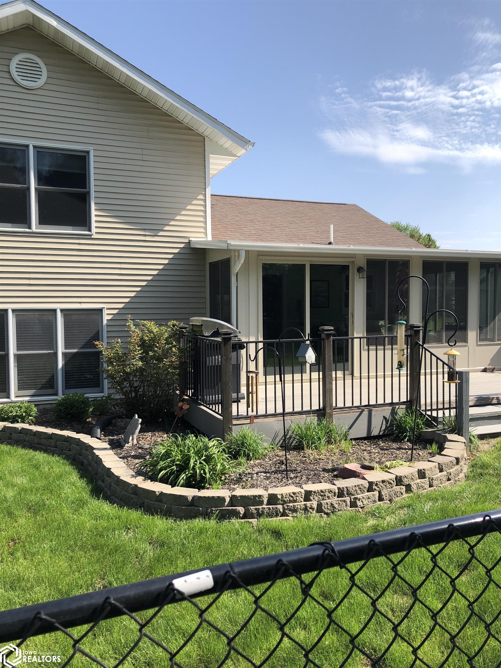 1604 Clay Court, Oskaloosa, Iowa image 5