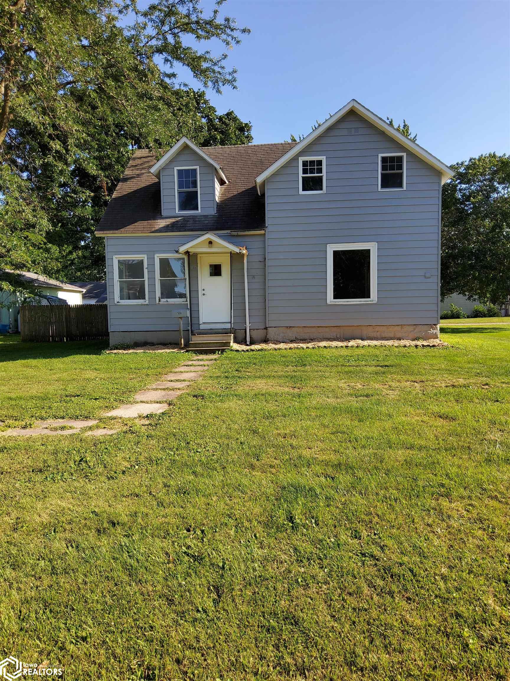 508 3rd Ave Sw, Hampton, Iowa image 1