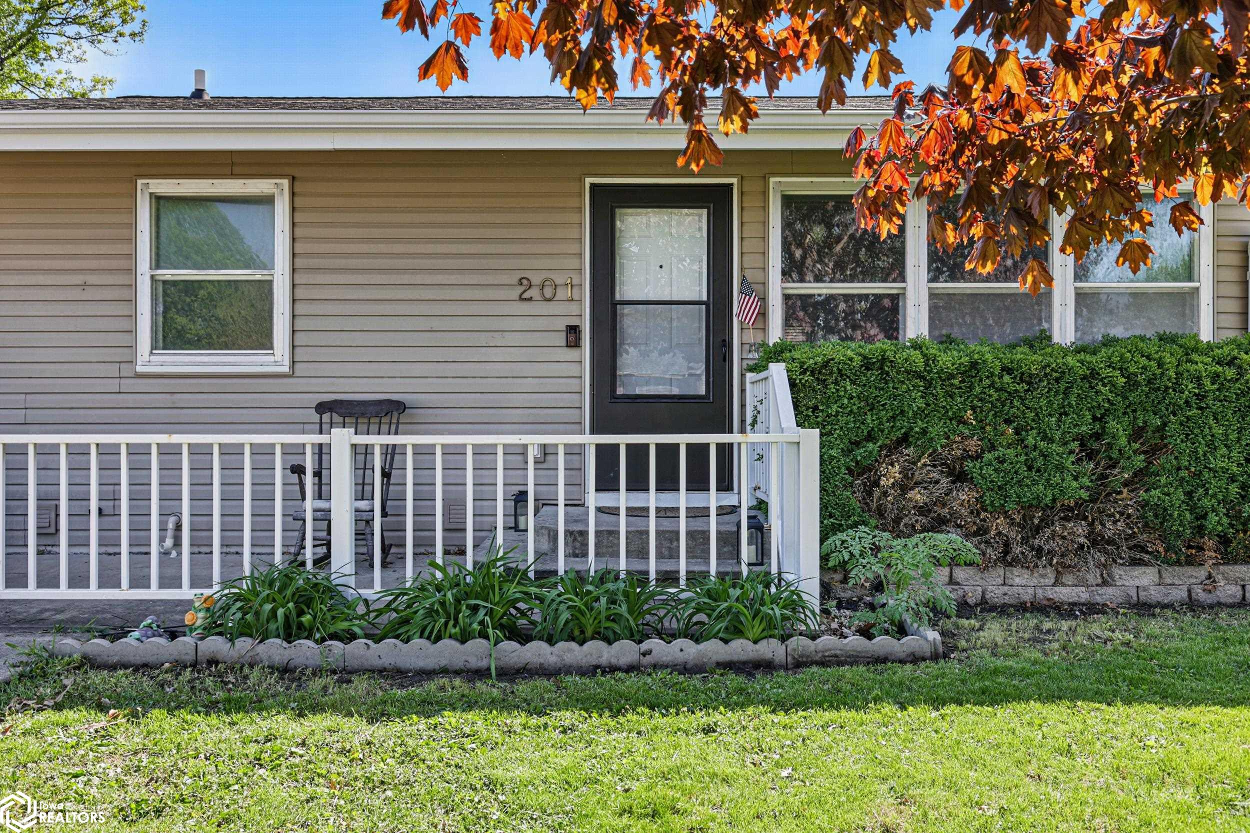 201 N 12th Avenue, Marshalltown, Iowa image 4