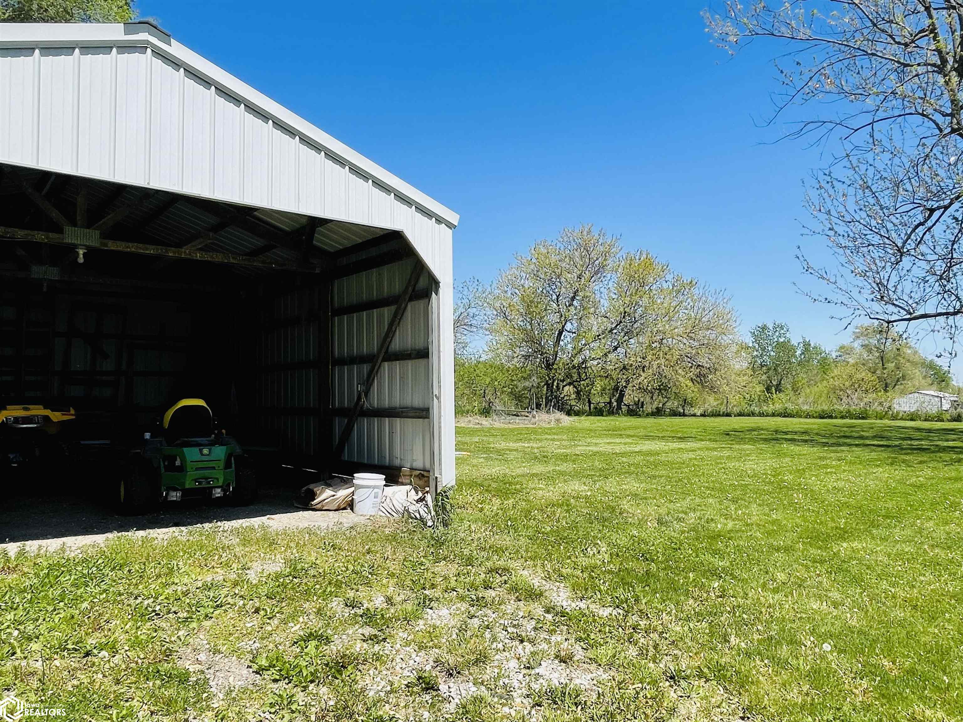 1039 Highway G76, Knoxville, Iowa image 32