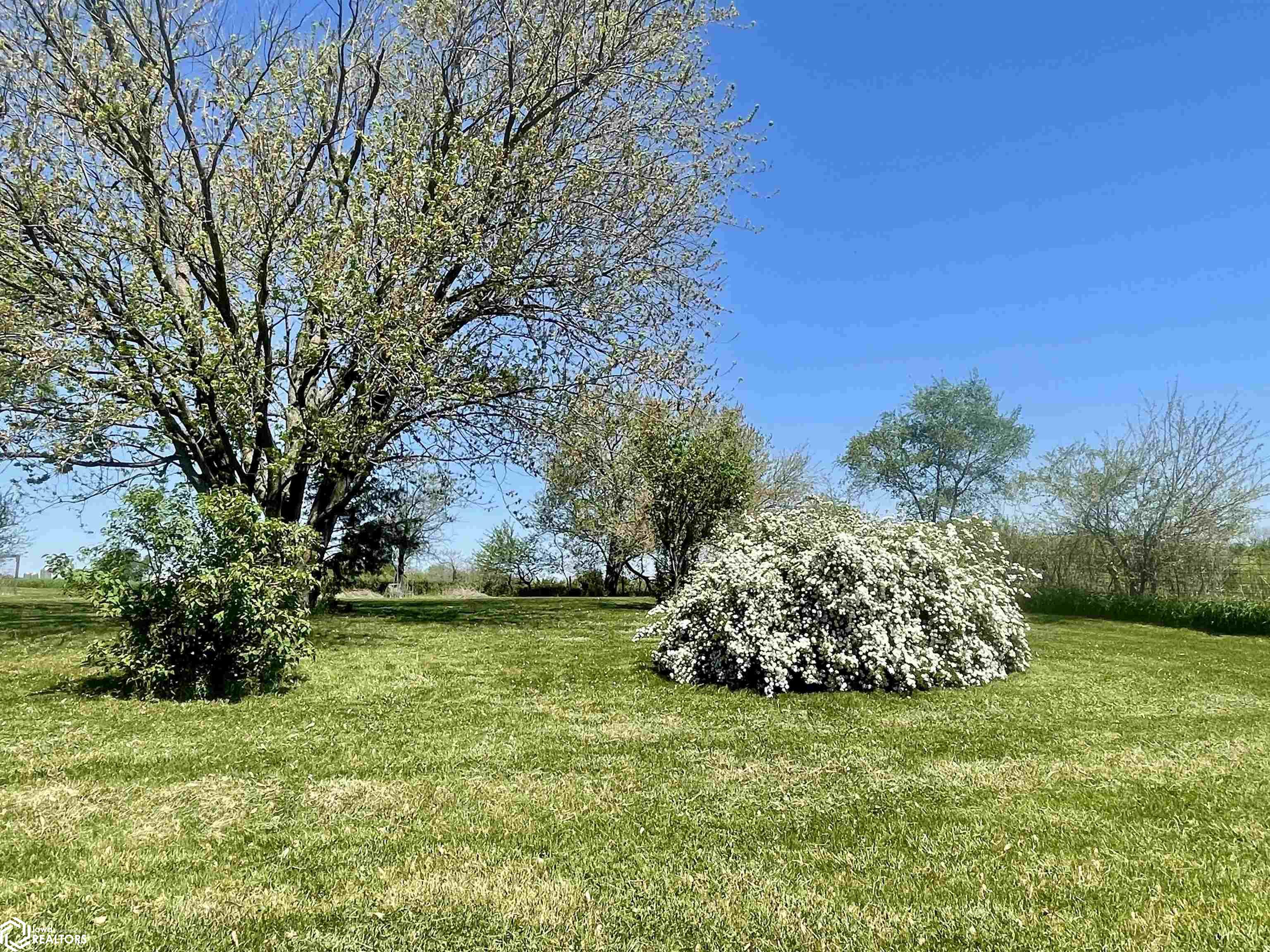 1039 Highway G76, Knoxville, Iowa image 34